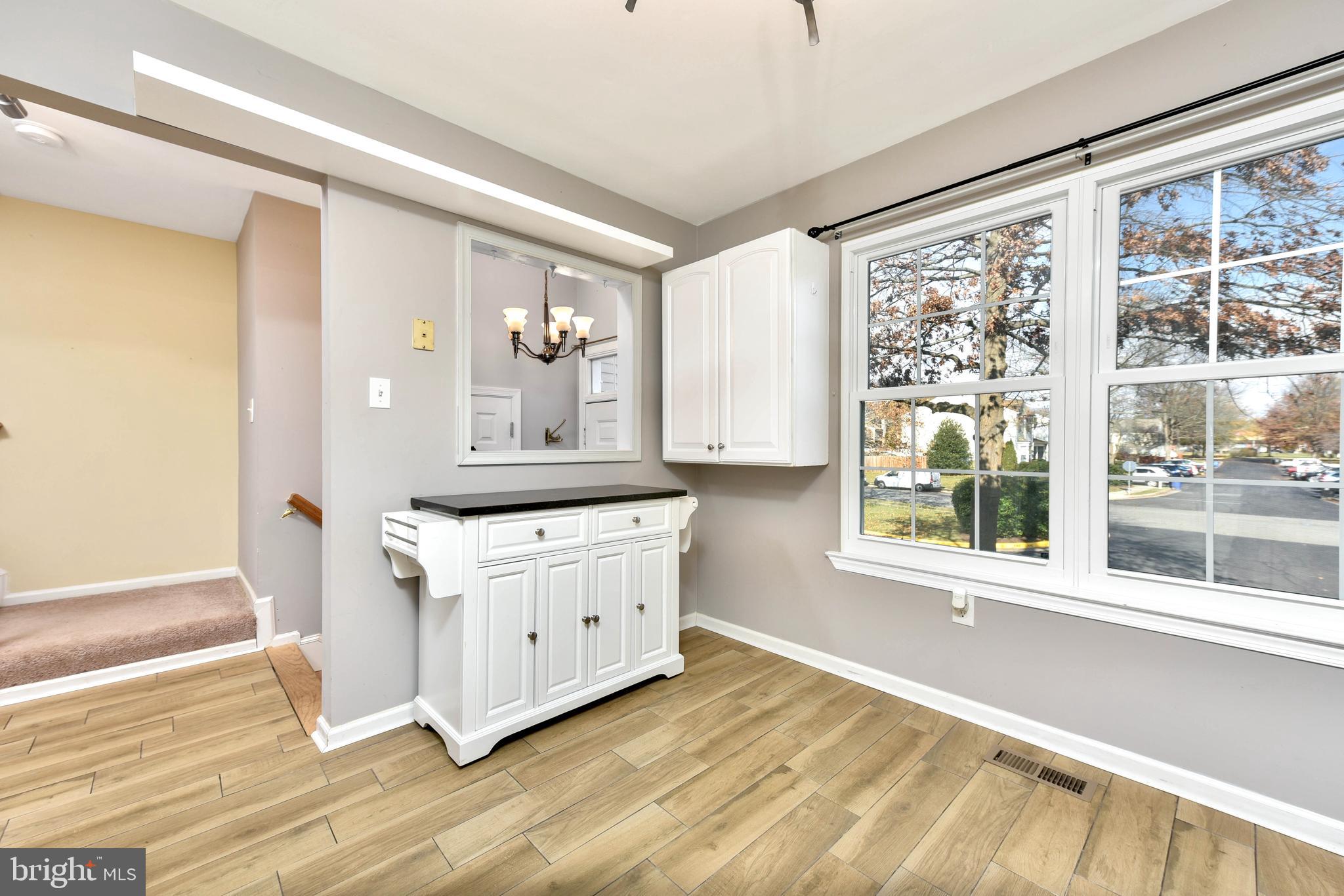 EXETER - Residential Lease
