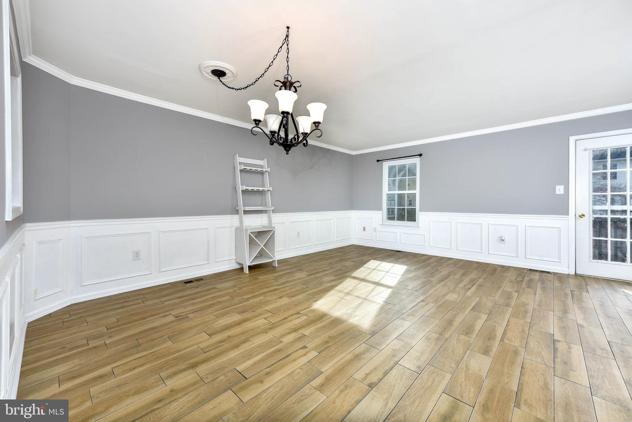 EXETER - Residential Lease