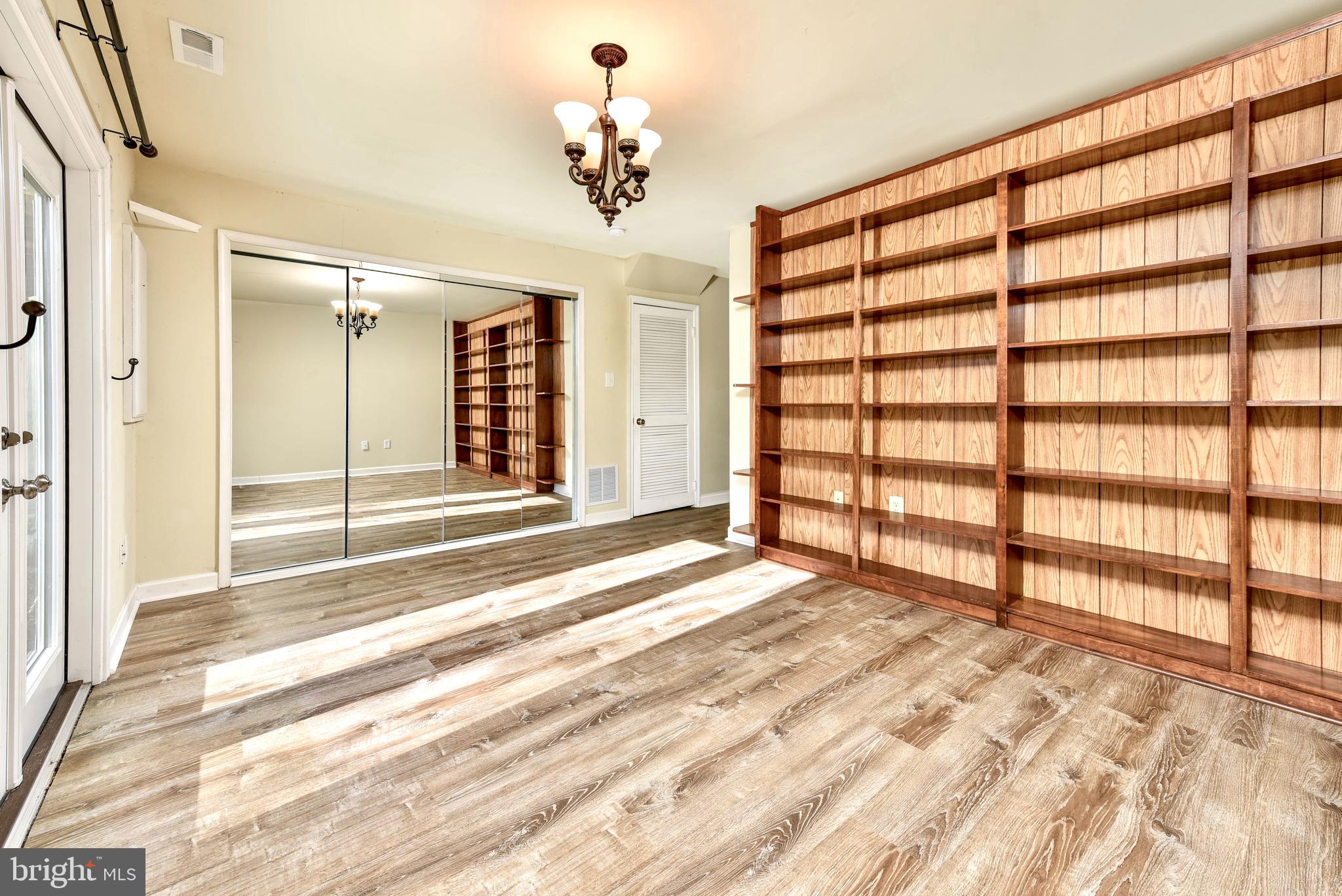 EXETER - Residential Lease