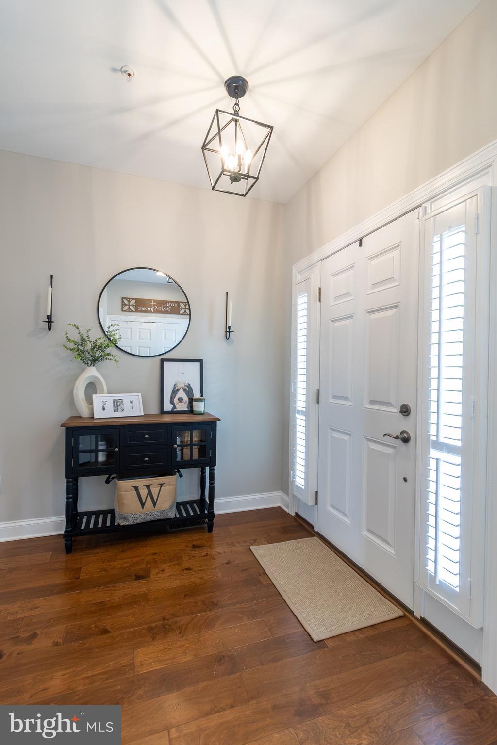 VILLAGE GREENE - Residential
