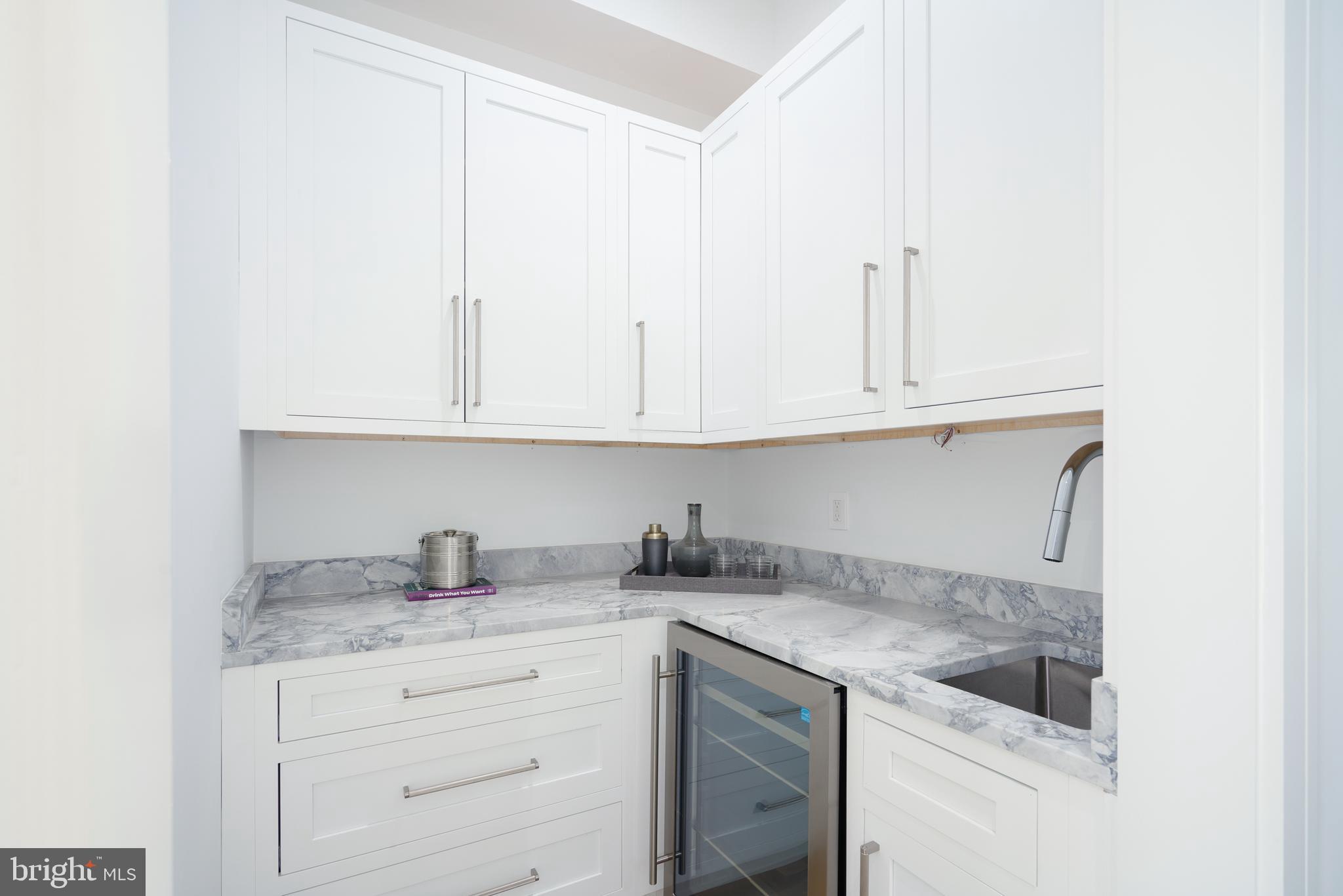 WASHINGTON SQ WEST - Residential