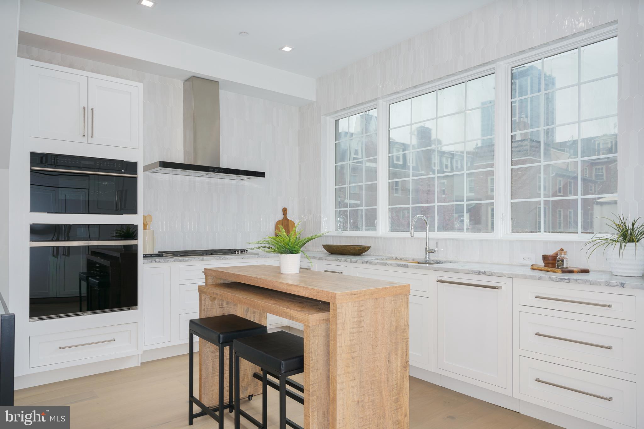 WASHINGTON SQ WEST - Residential