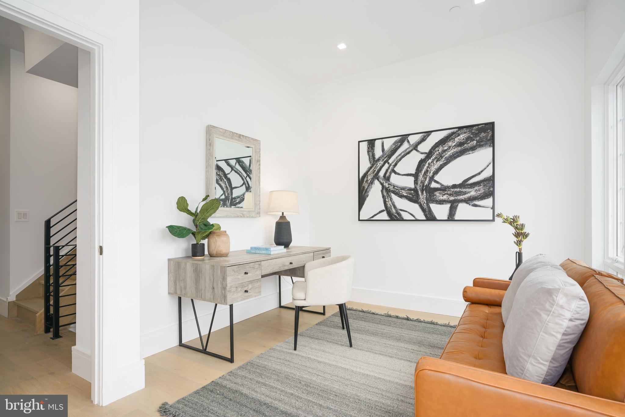 WASHINGTON SQ WEST - Residential