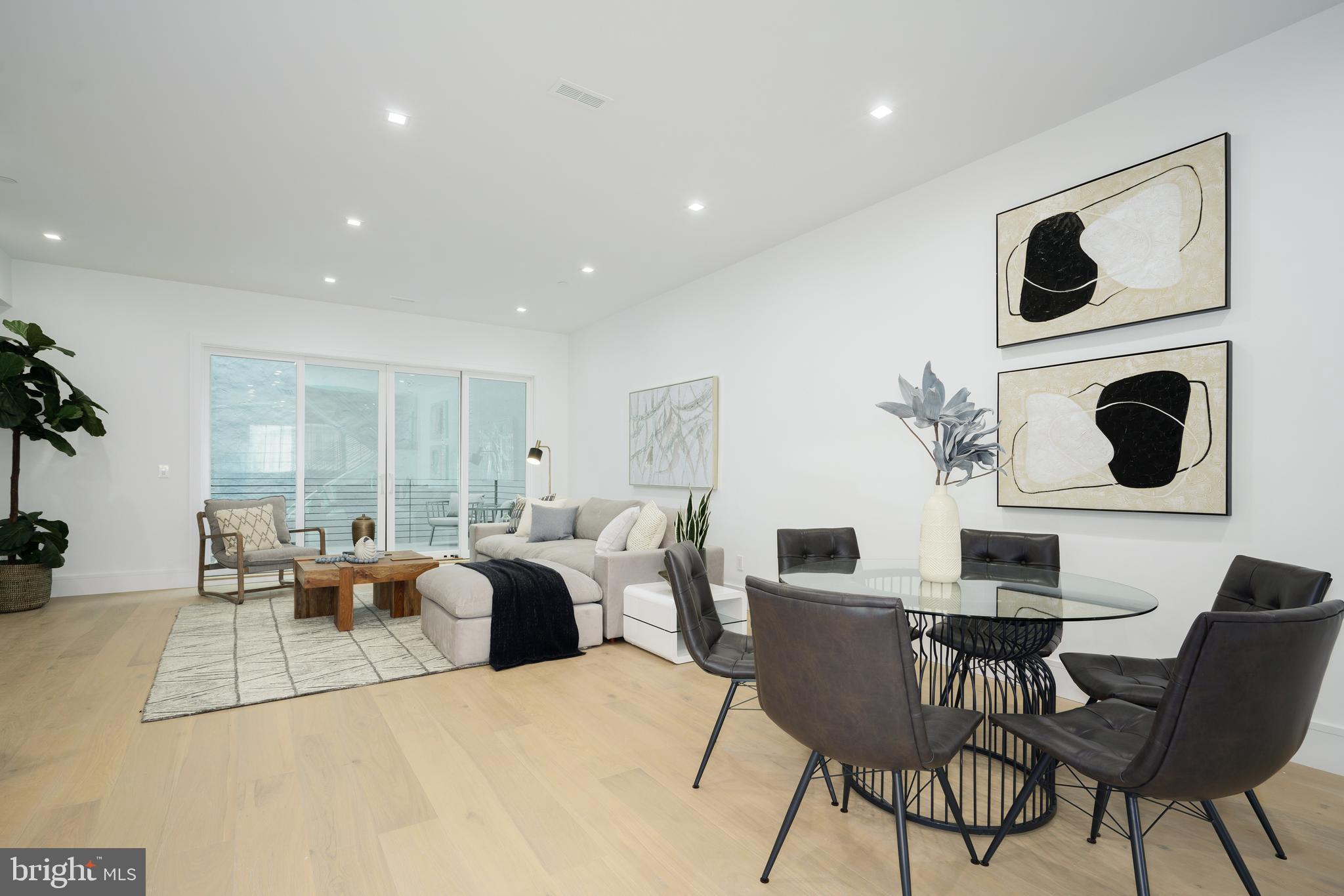 WASHINGTON SQ WEST - Residential