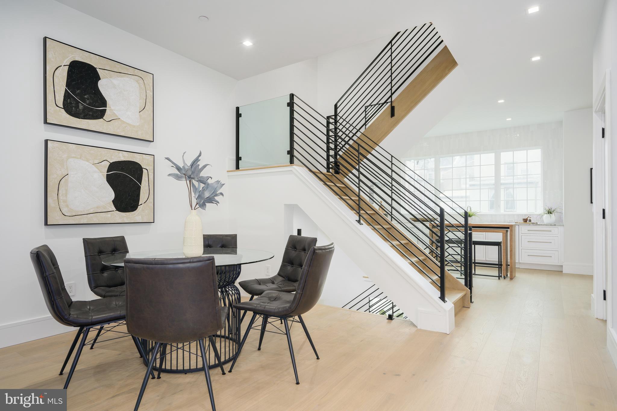 WASHINGTON SQ WEST - Residential