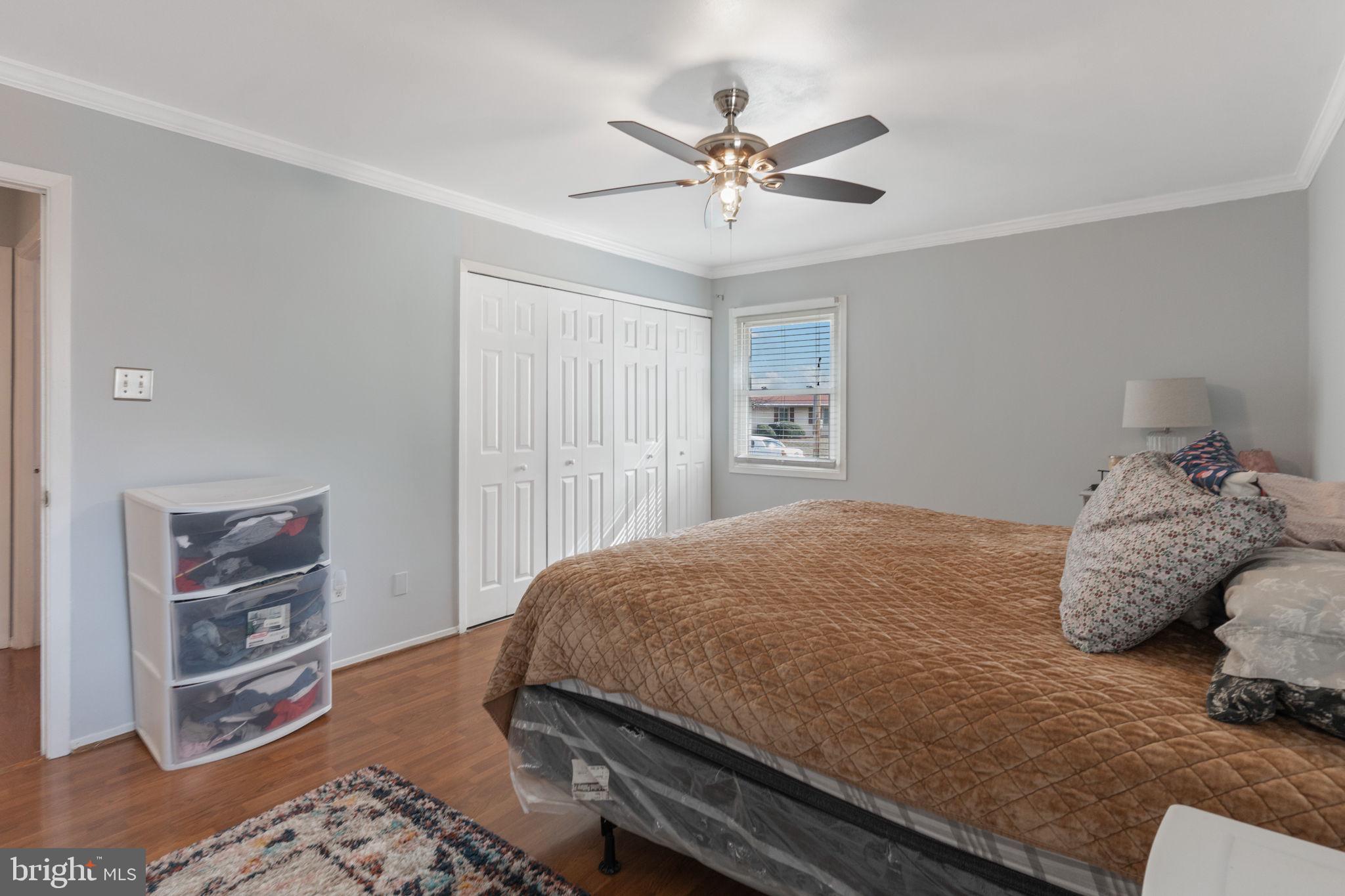 YORKTOWN - Residential