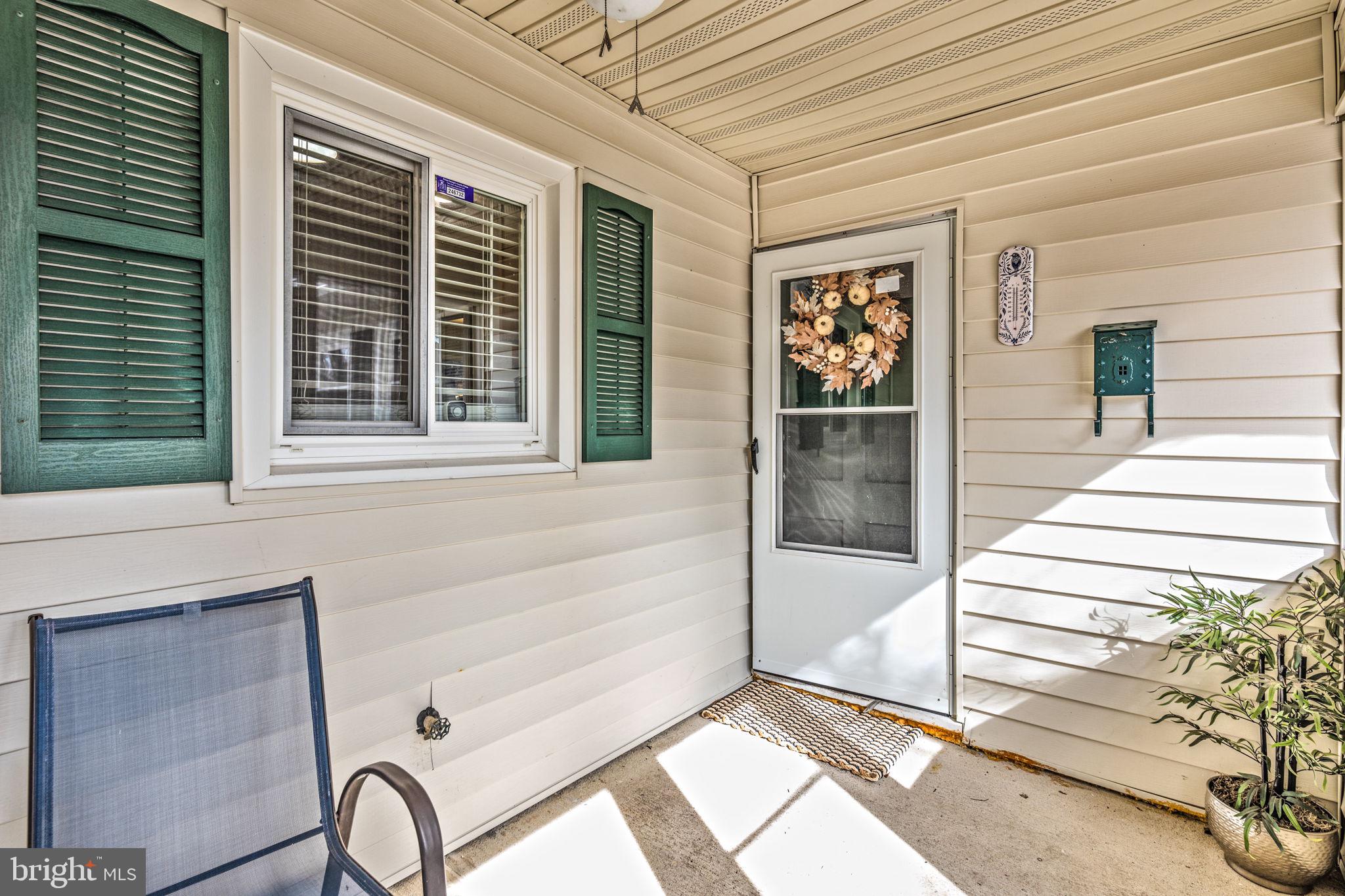 YORKTOWN - Residential