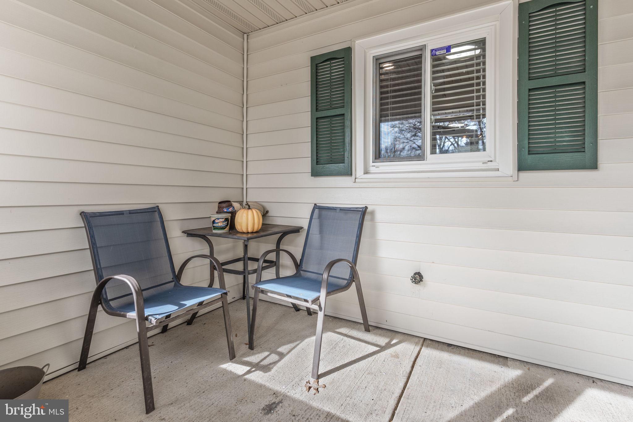 YORKTOWN - Residential