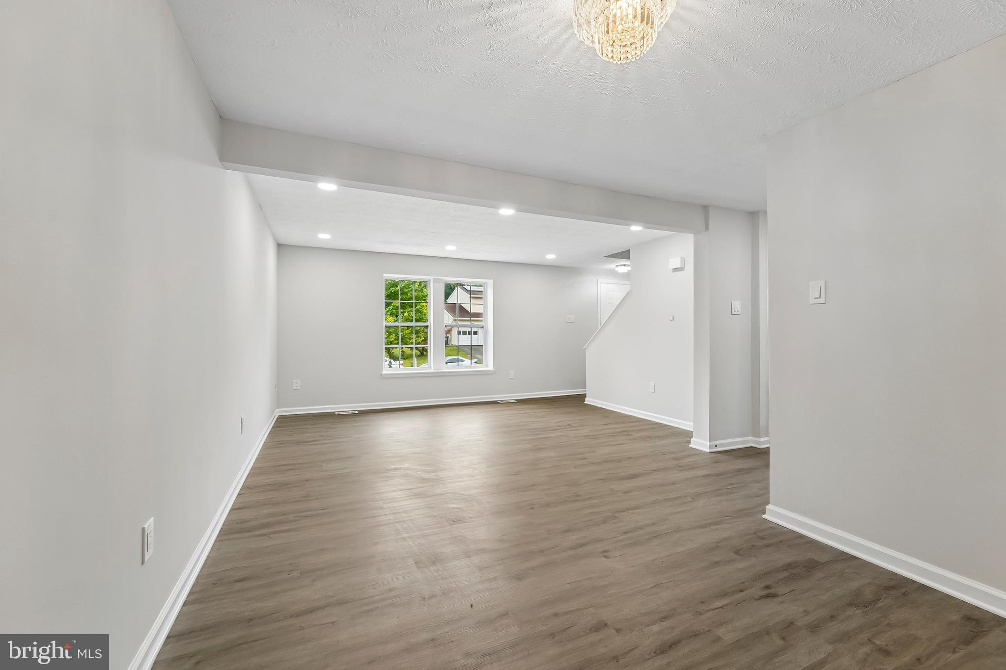 SNOW HILL MANOR - Residential