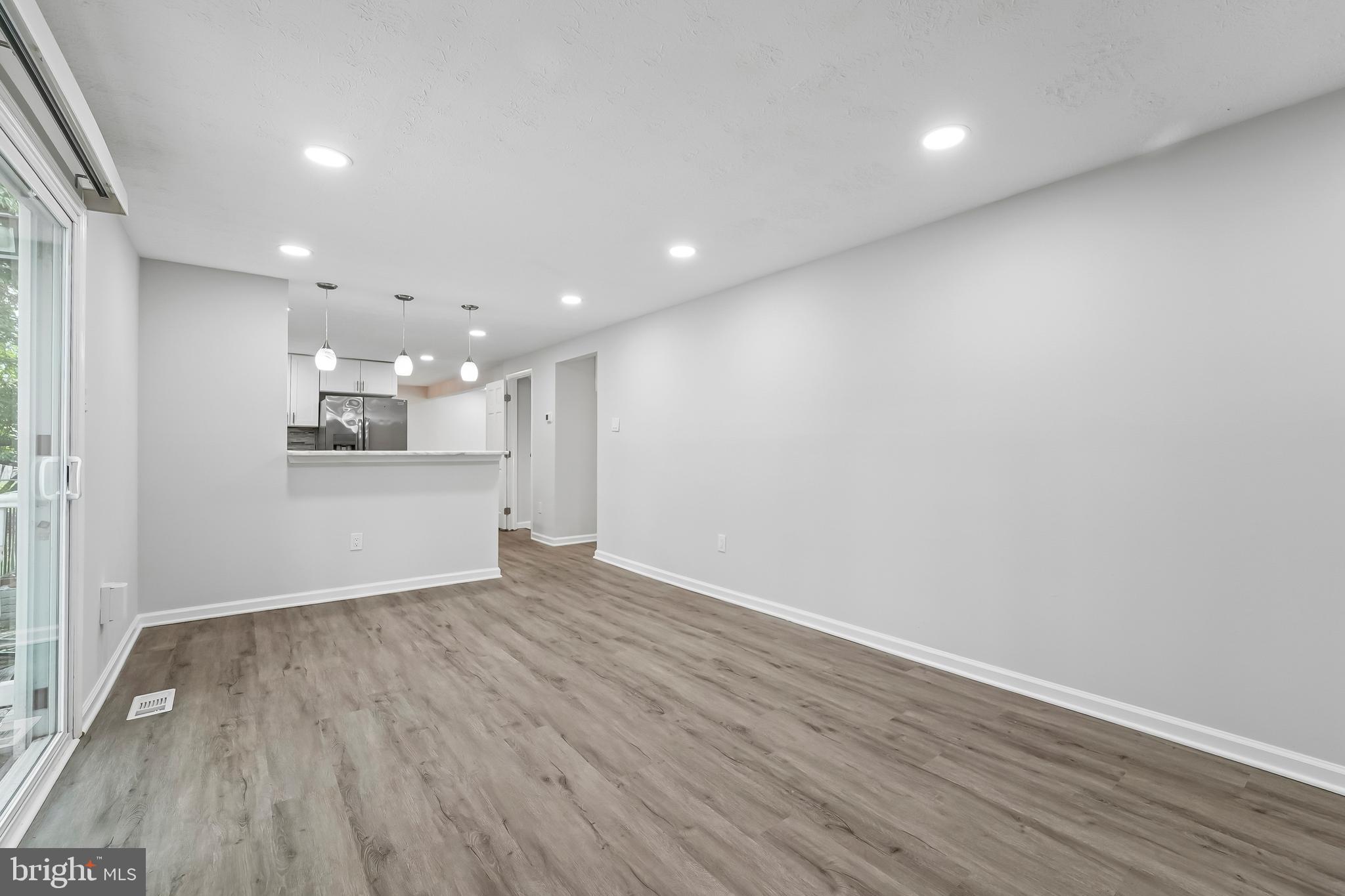 SNOW HILL MANOR - Residential