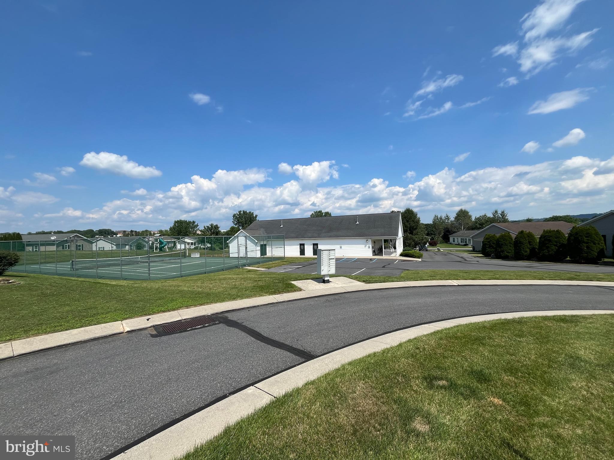 JACOB'S FARM - Residential