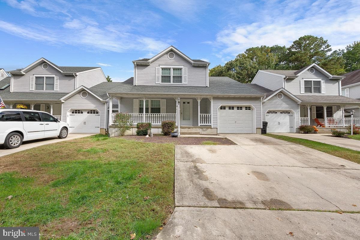 TWIN COVE - Residential