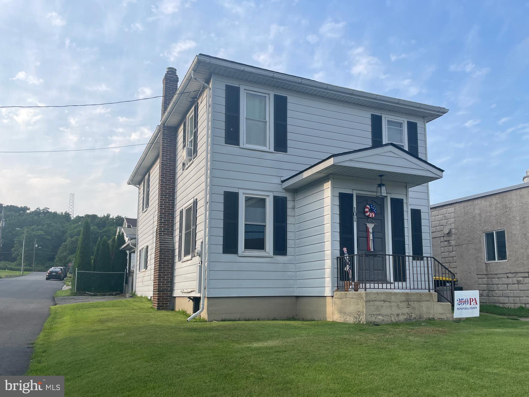 WOW! What an opportunity-- First Time this home is available on the market!  Gorgeous home on a CORNER lot in an AMAZING location in Frackville. There is a ton of living space throughout. Family room, Dining room & Living room recently remodeled.  Roof was new in 2021. Upstairs features 5 bedrooms but SO MANY options exist to make it suit your needs--Possibilities easily adapted for a Primary suite OR an In-Laws Suite OR potential apartment to rent out for extra income. (Already has a separate entrance!)  Large Yard with plenty of outdoor entertaining/relaxing space and Above Ground Pool. Plenty of off street and on street parking.

Seller would prefer closing 10/1 or later.