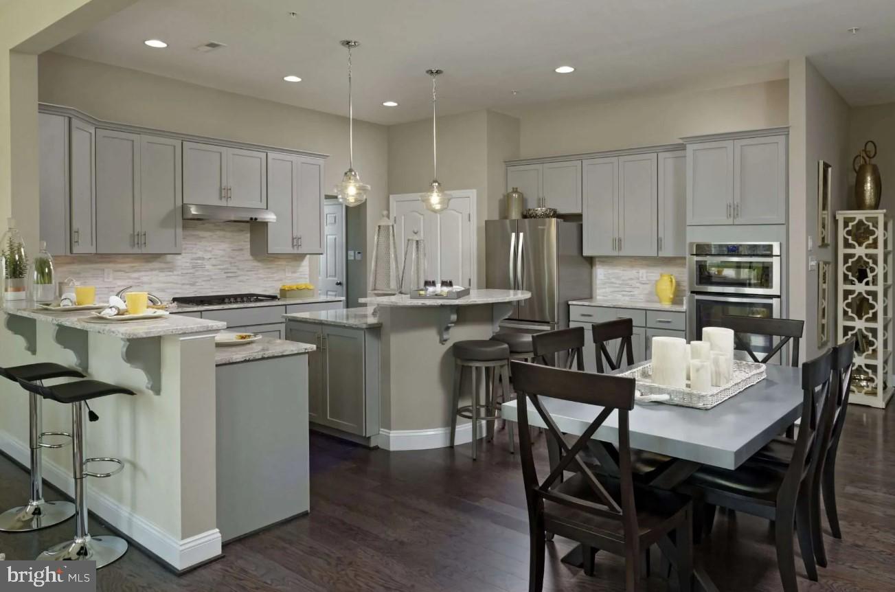 CLARKS CROSSING - Residential