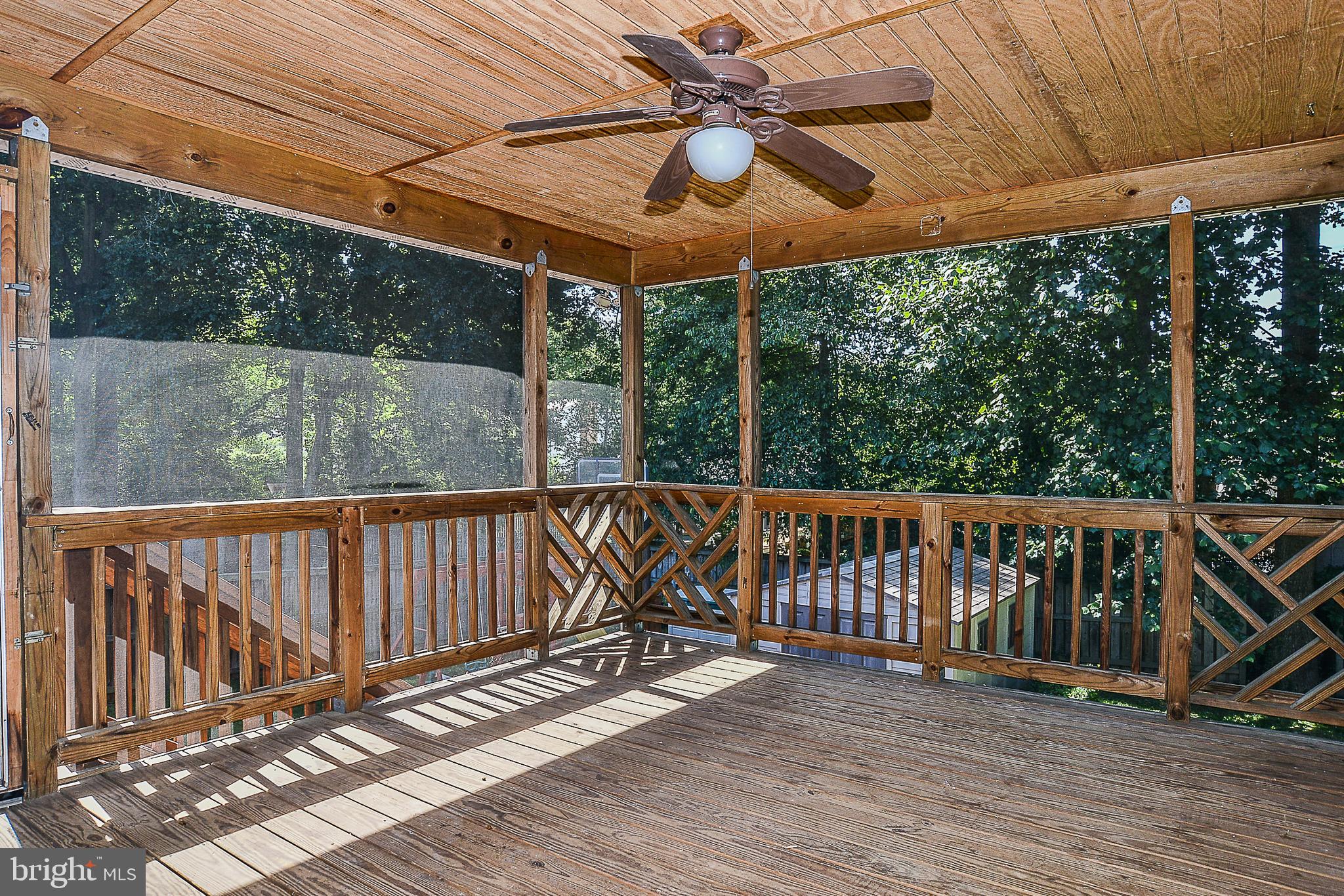 MOSBY WOODS - Residential Lease