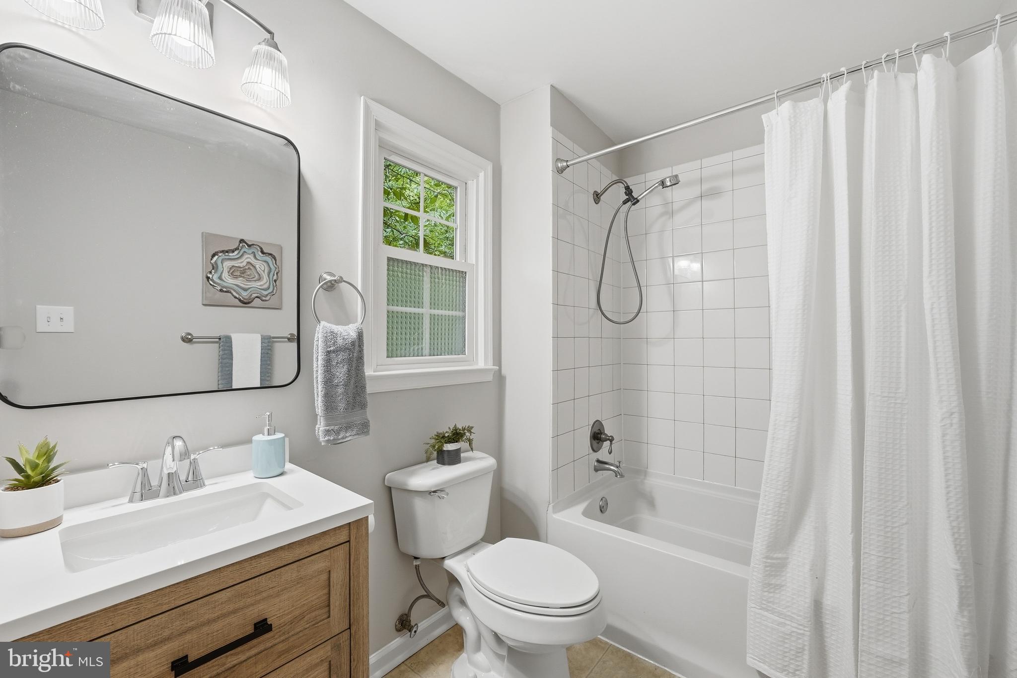 MONTCLAIR - Residential