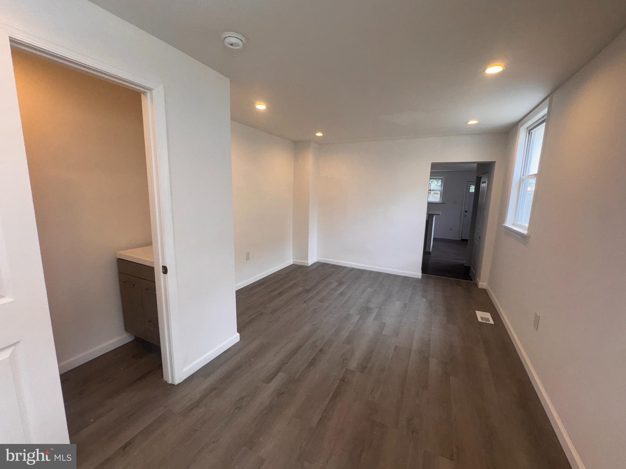 PASSYUNK SQUARE - Residential
