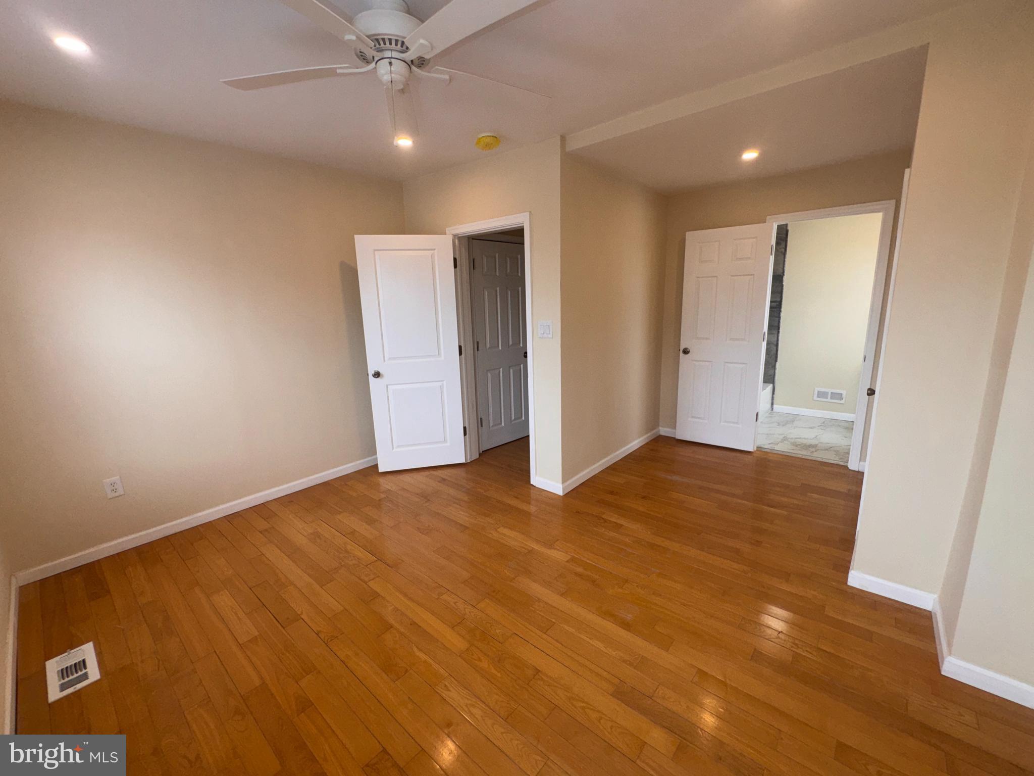 PASSYUNK SQUARE - Residential
