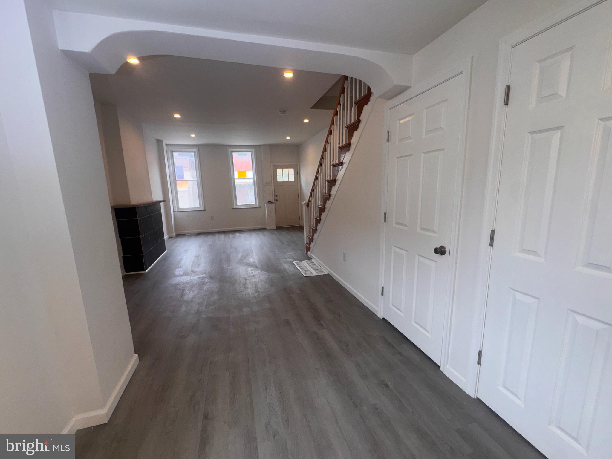 PASSYUNK SQUARE - Residential