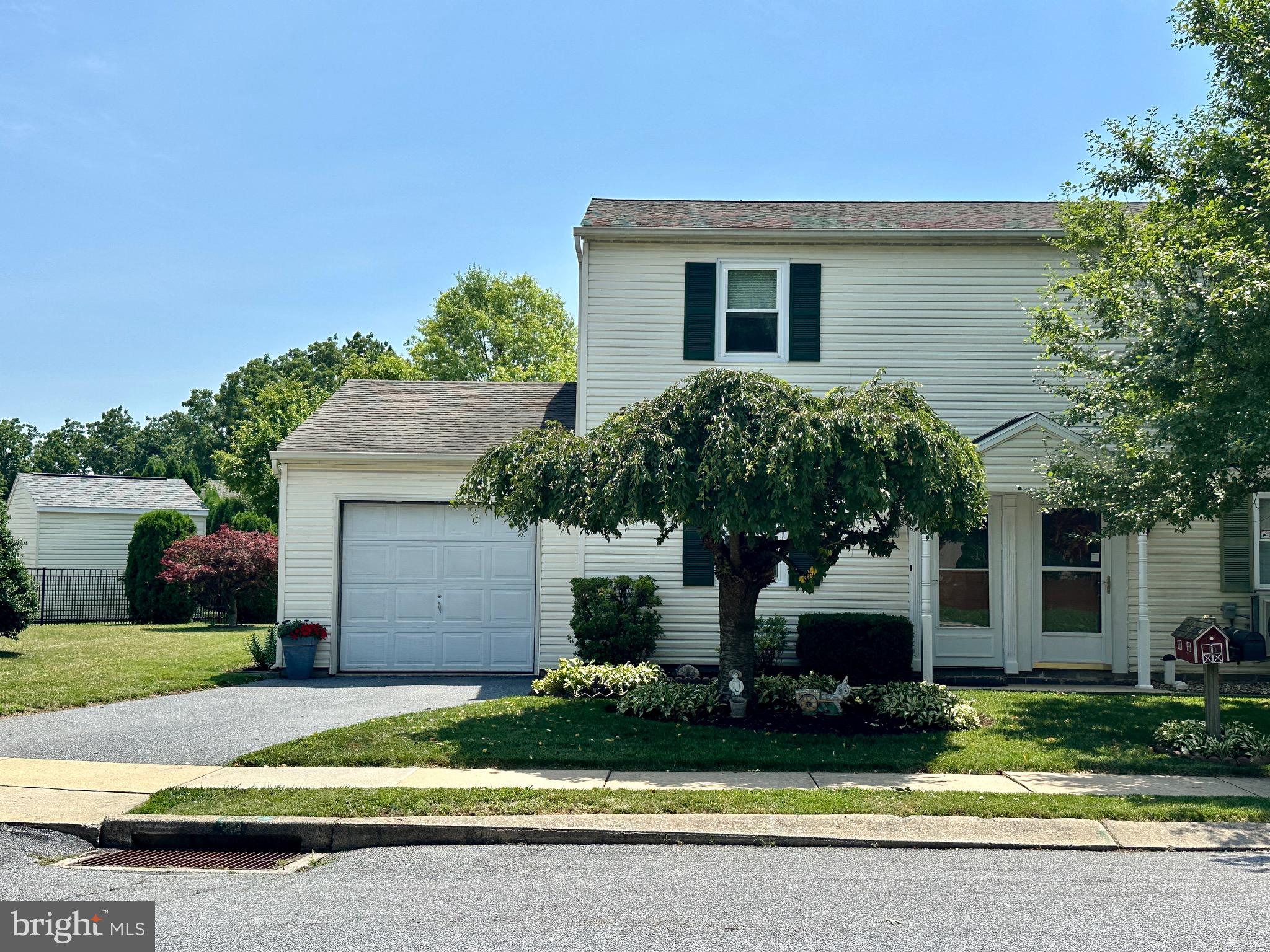 CLEONA BOROUGH - Residential