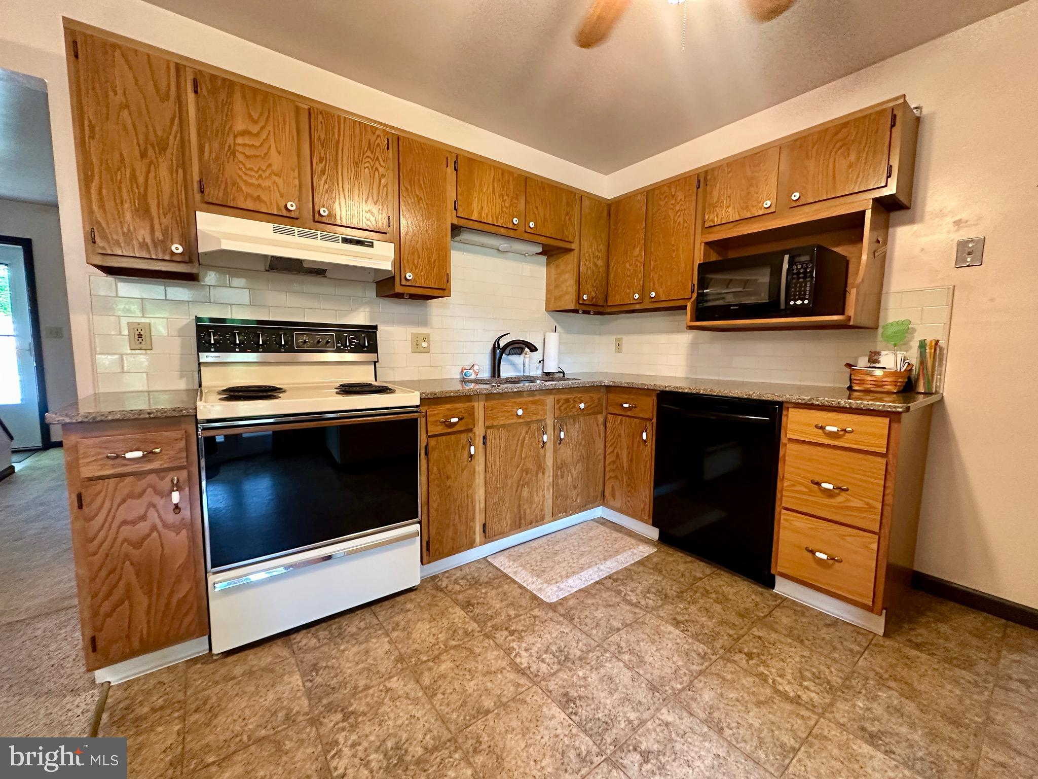 CLEONA BOROUGH - Residential