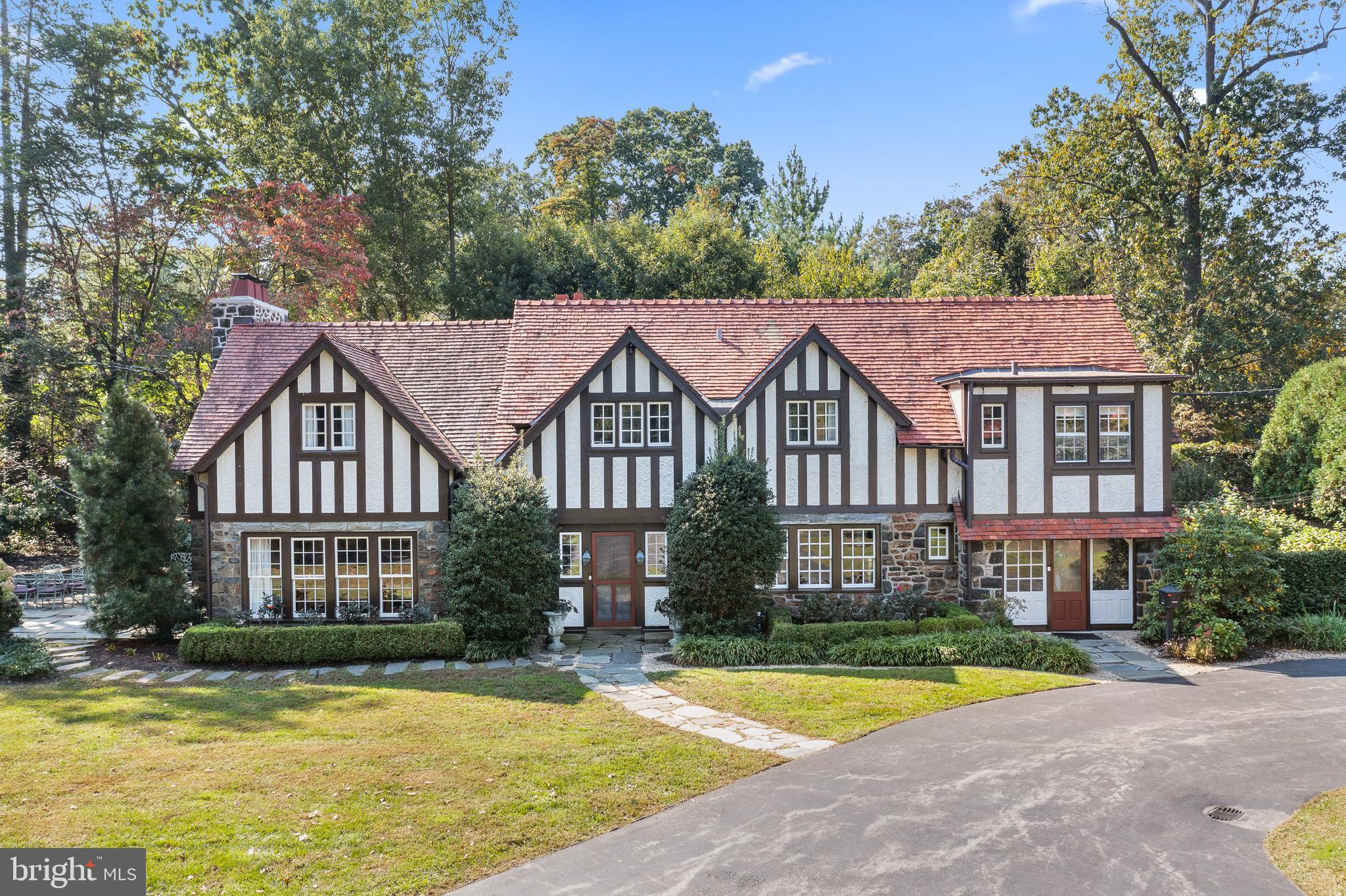 FOX HILL - Residential