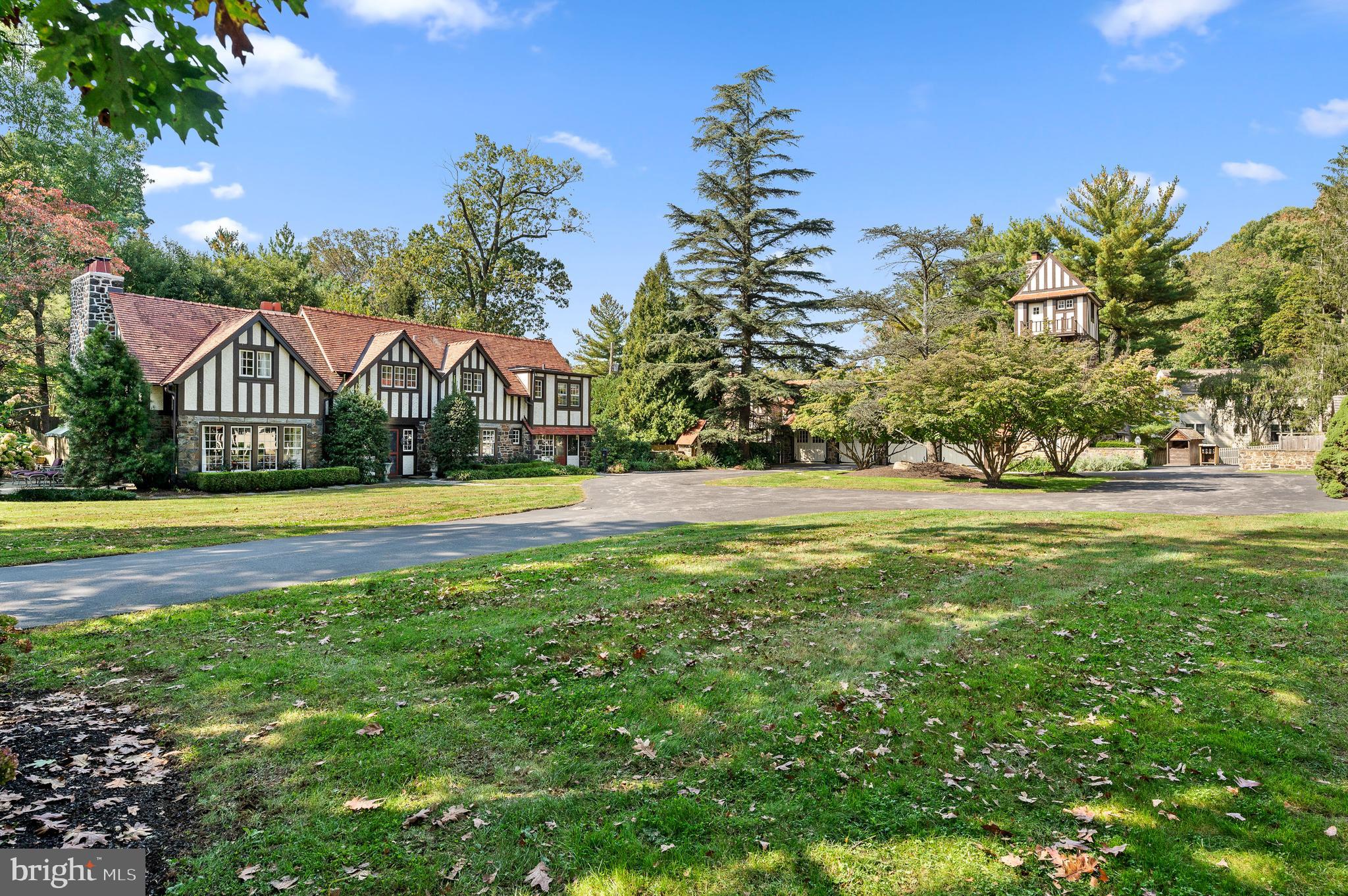 FOX HILL - Residential