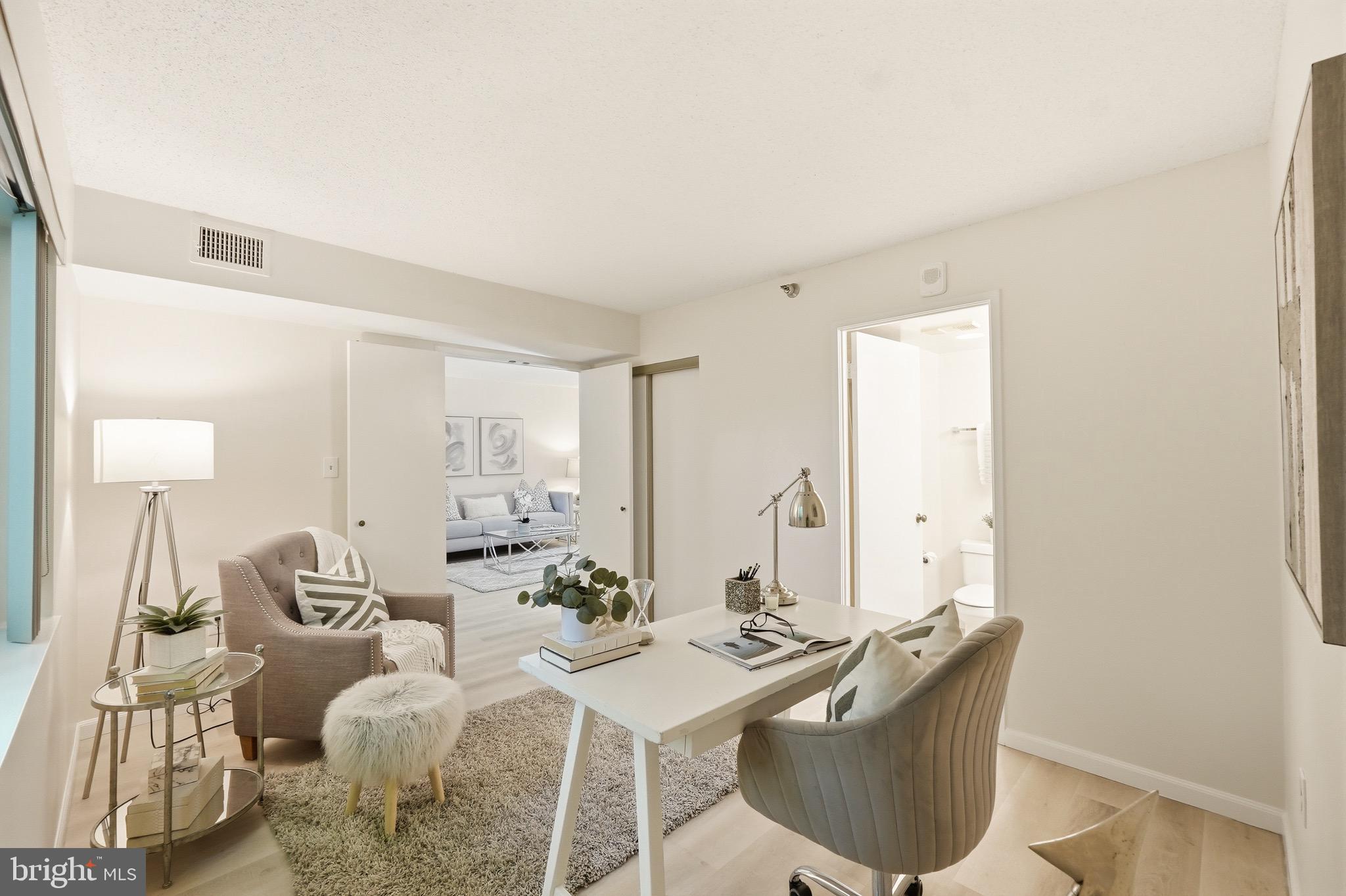 LEISURE WORLD - Residential