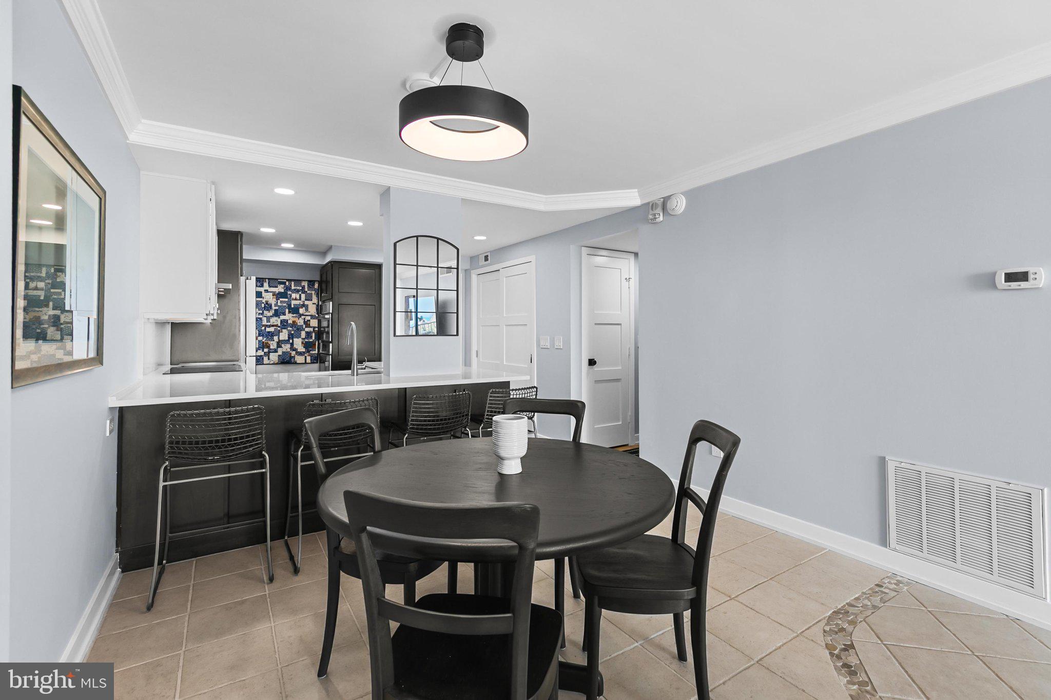 SEA COLONY EAST - Residential
