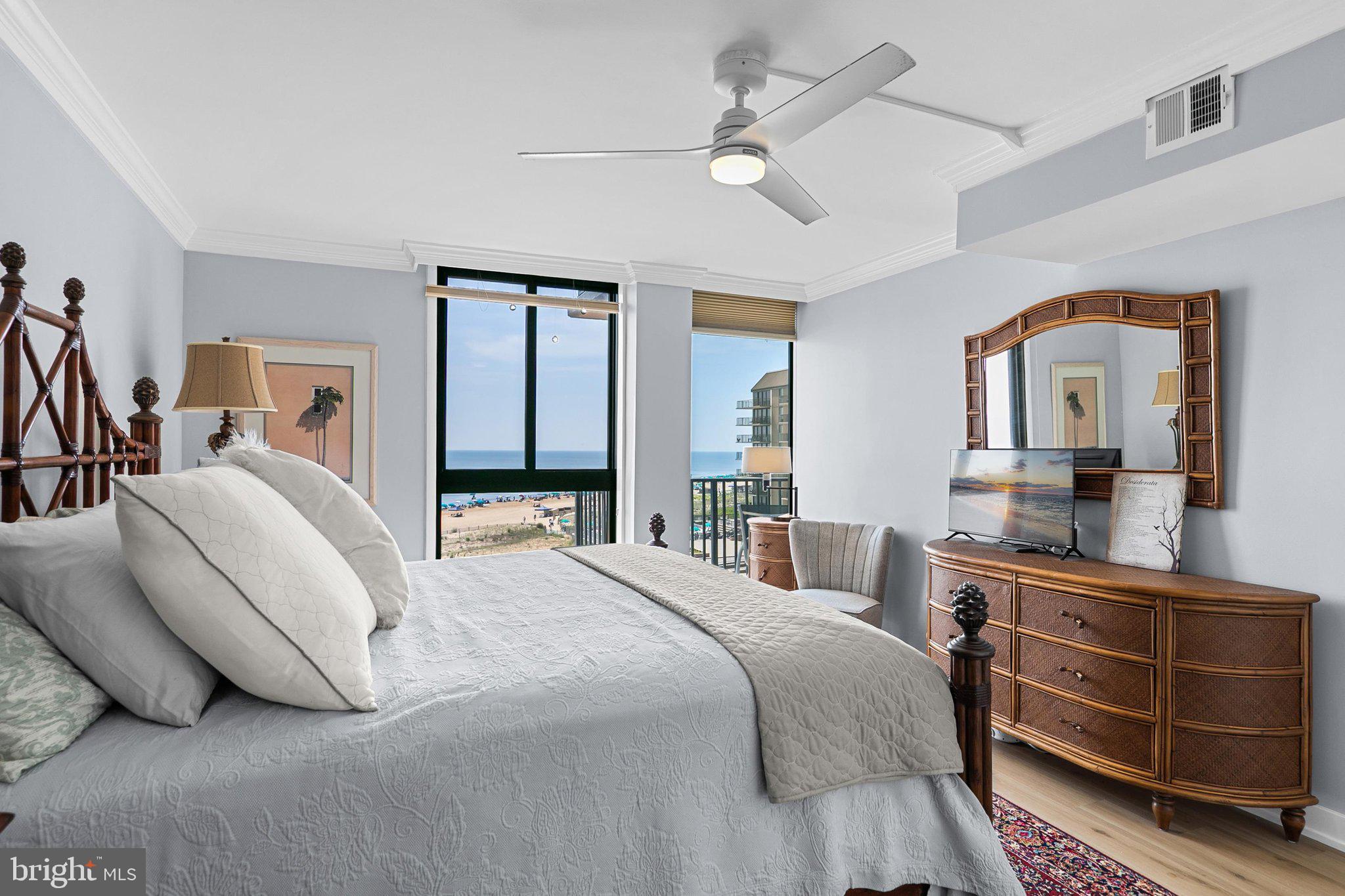 SEA COLONY EAST - Residential