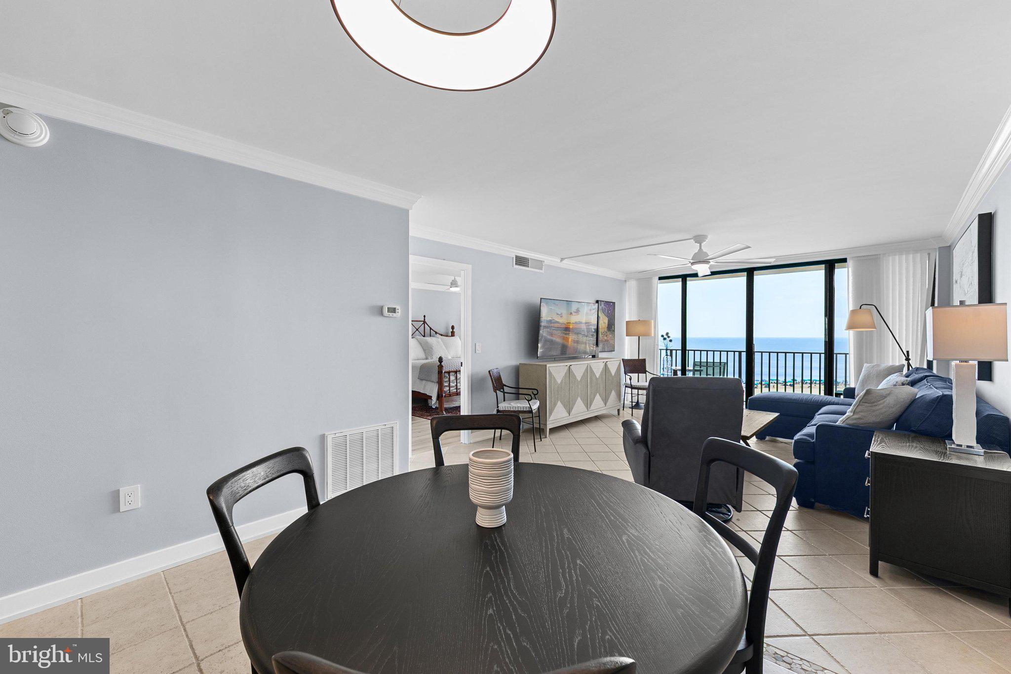 SEA COLONY EAST - Residential