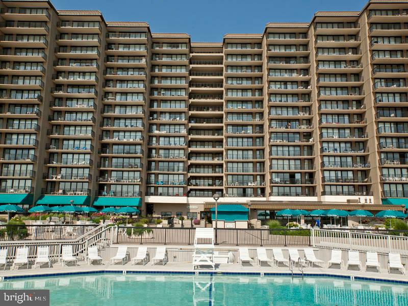 SEA COLONY EAST - Residential