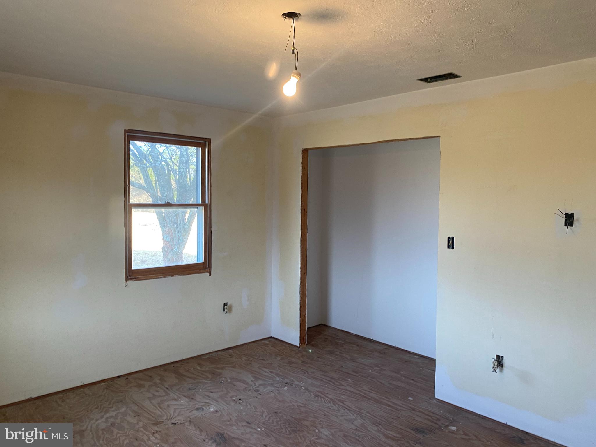 KEYSTONE ESTATES - Residential