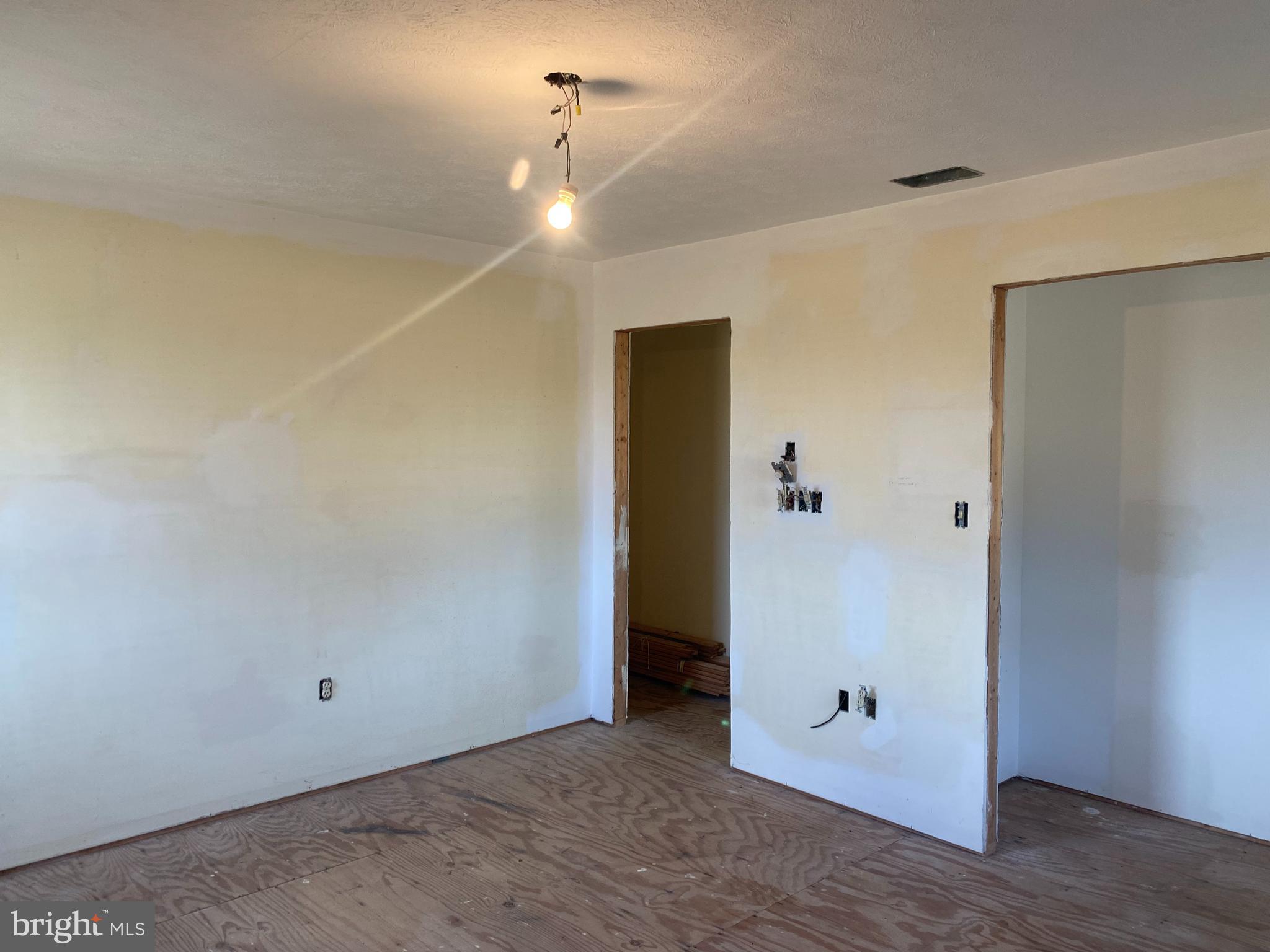 KEYSTONE ESTATES - Residential