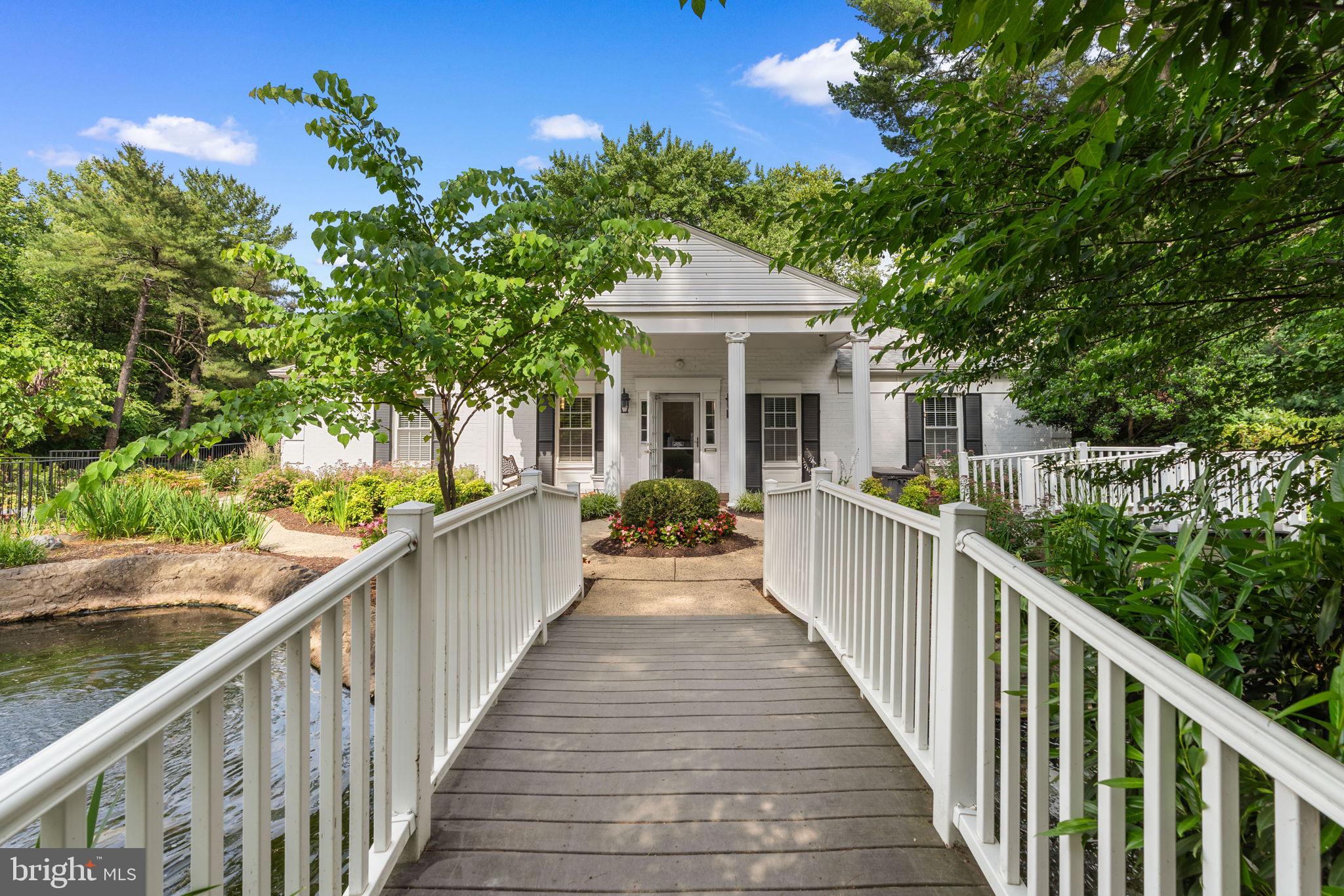 THE COLONIES - Residential