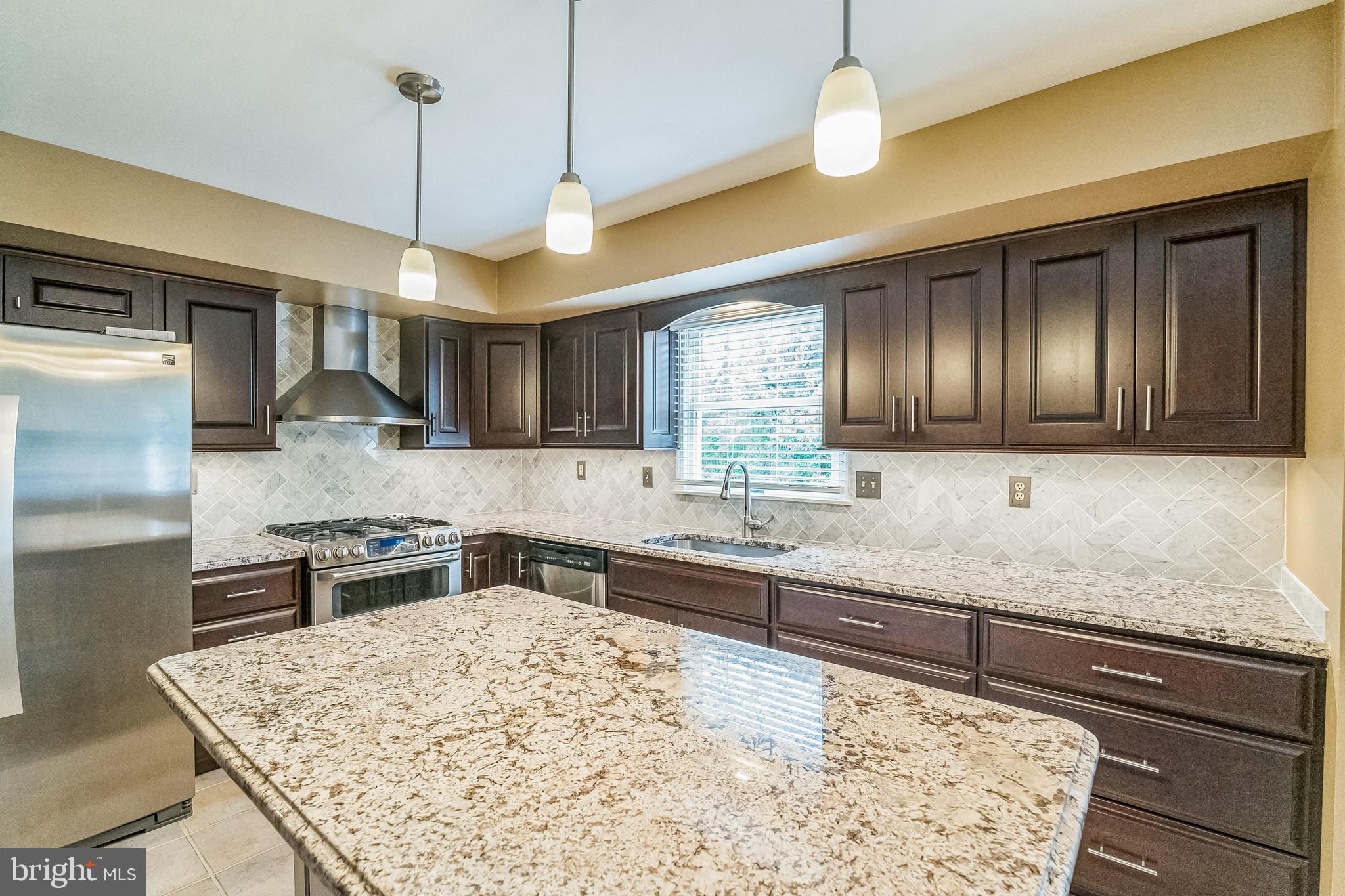 NORRISTOWN - Residential