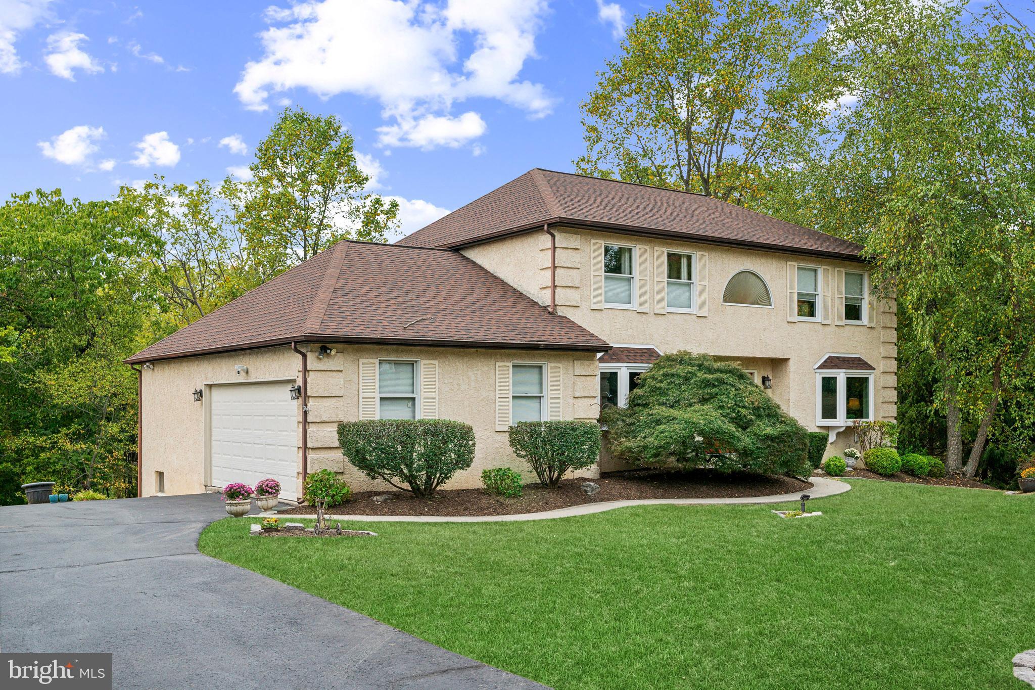 NORRISTOWN - Residential