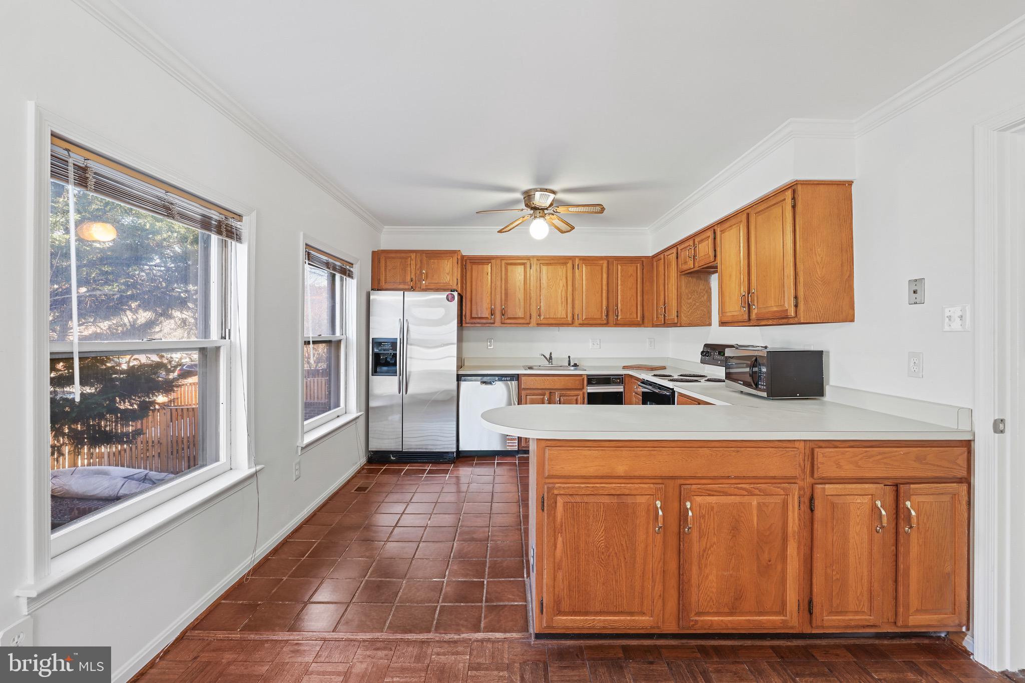 ADAMS HOUSE - Residential