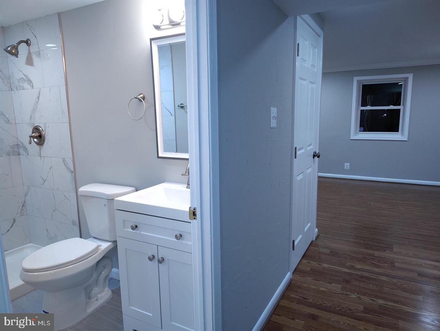 LAKE RIDGE - Residential Lease