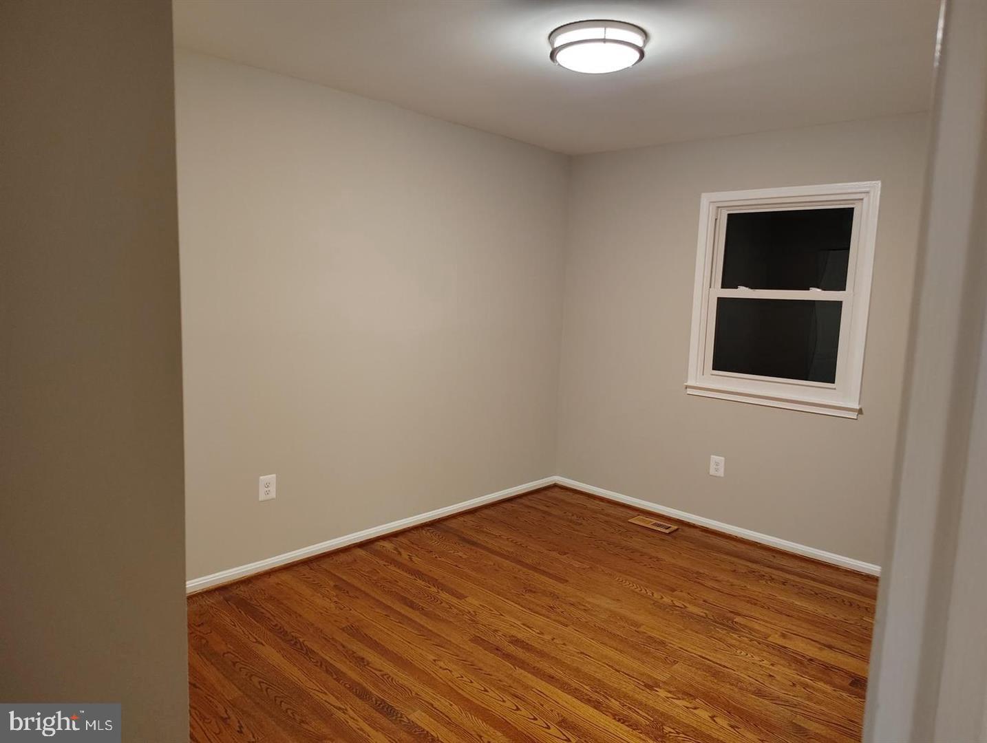 LAKE RIDGE - Residential Lease