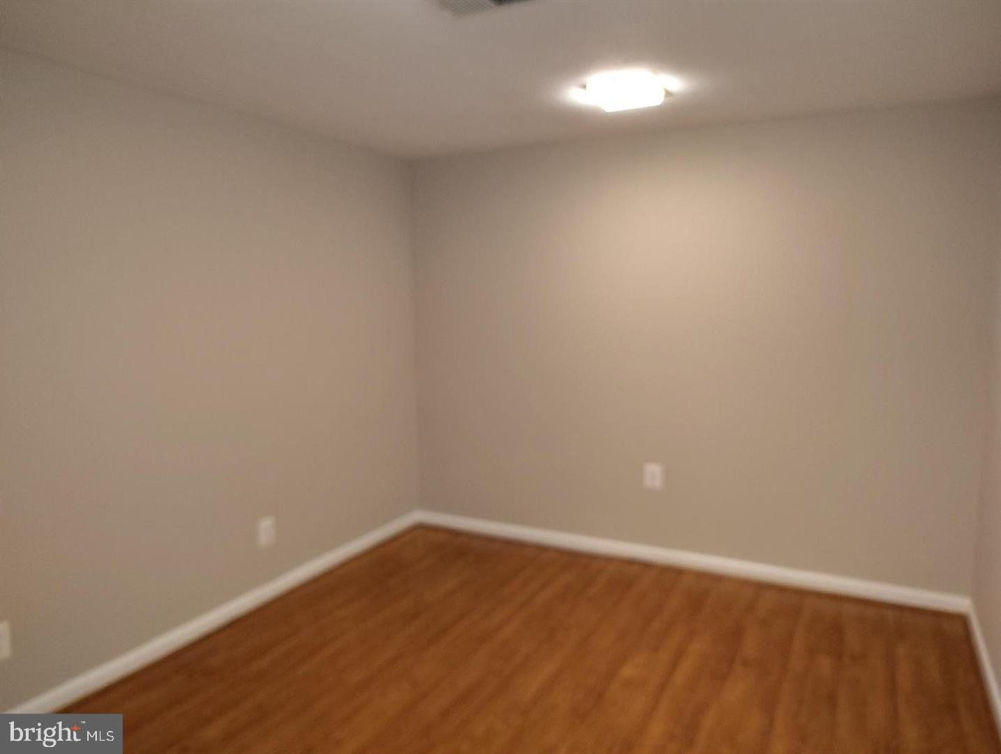 LAKE RIDGE - Residential Lease