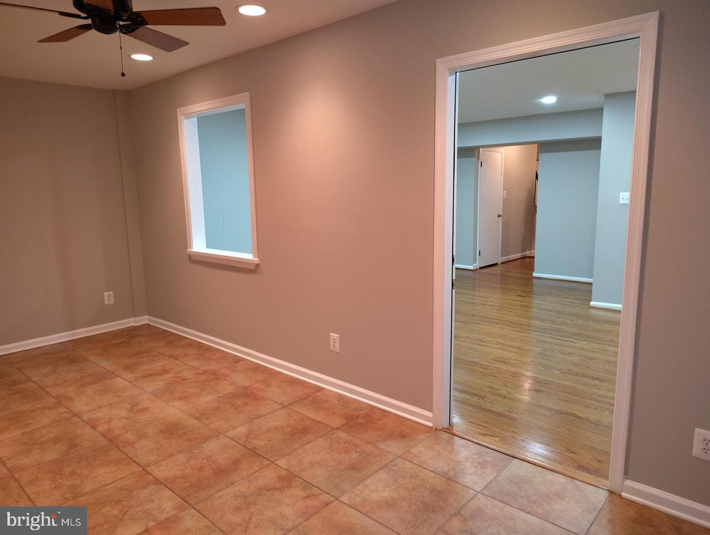 LAKE RIDGE - Residential Lease