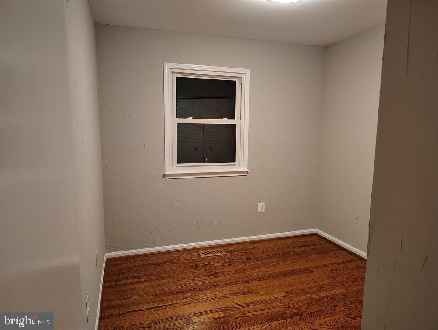 LAKE RIDGE - Residential Lease