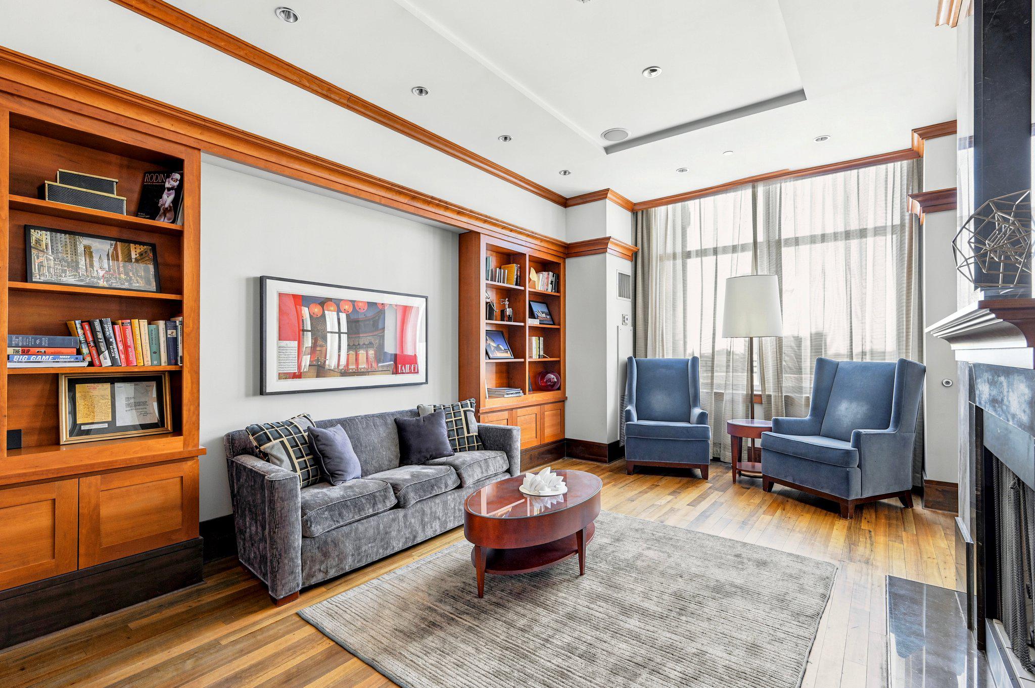 AVENUE OF THE ARTS - Residential