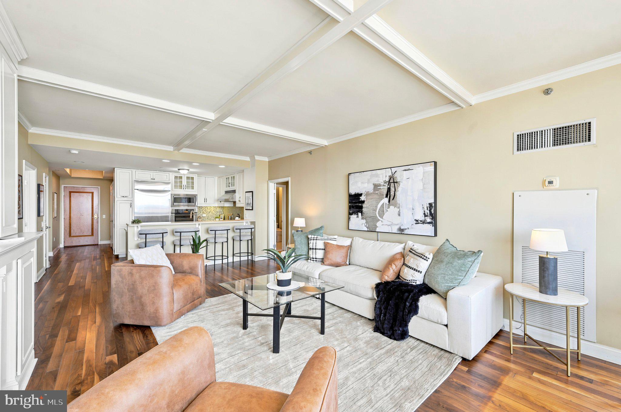 AVENUE OF THE ARTS - Residential