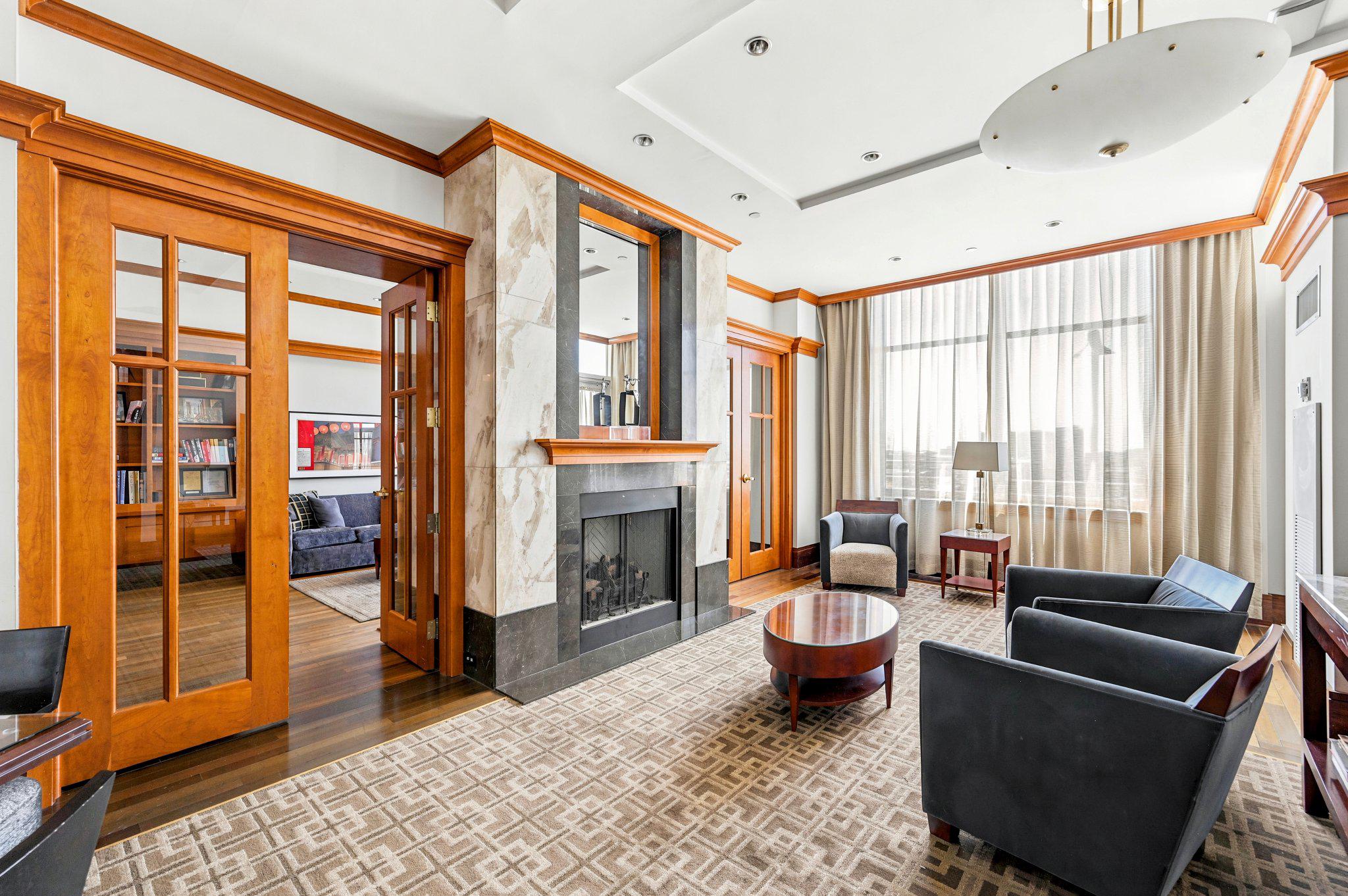 AVENUE OF THE ARTS - Residential