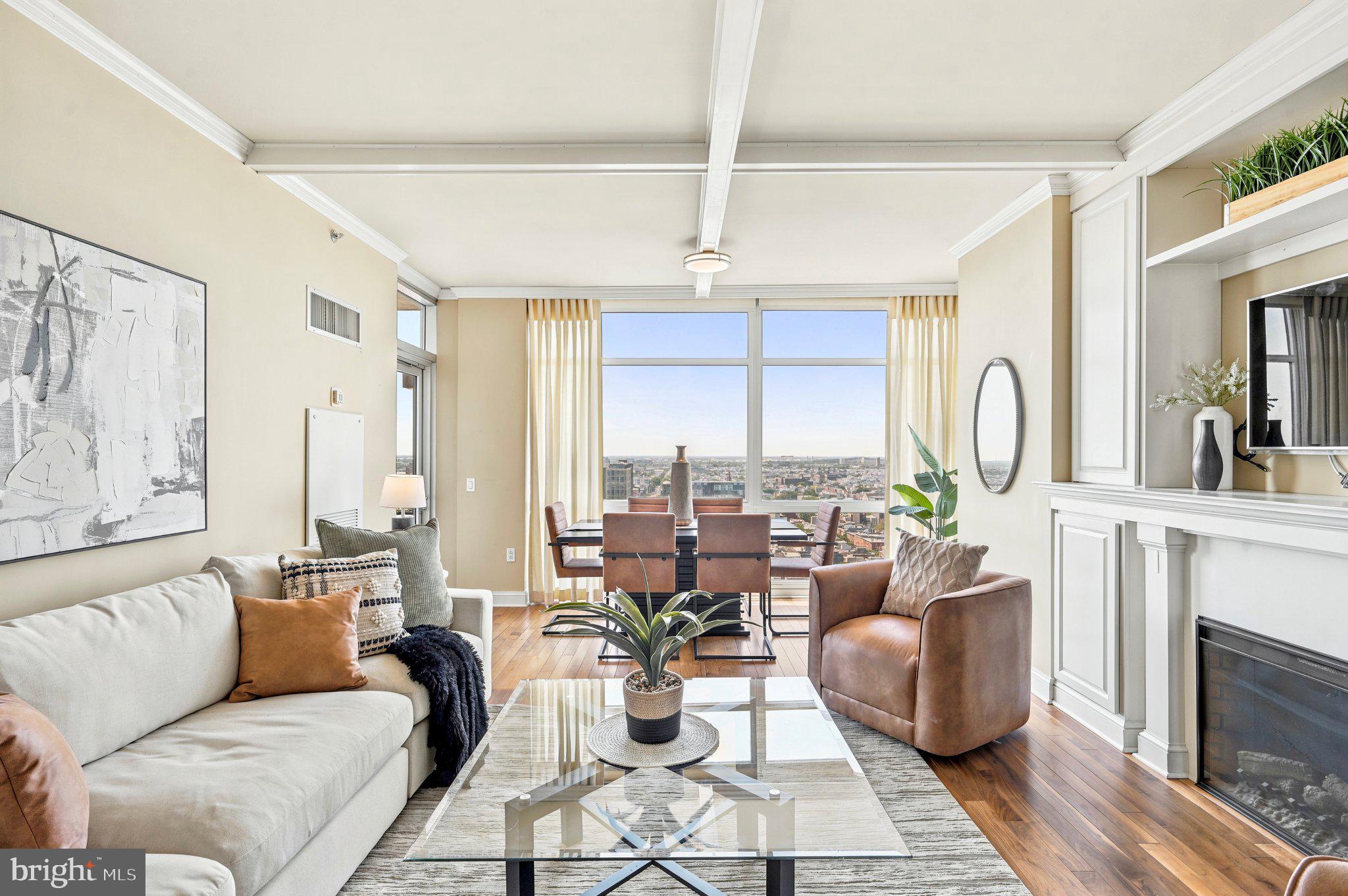 AVENUE OF THE ARTS - Residential