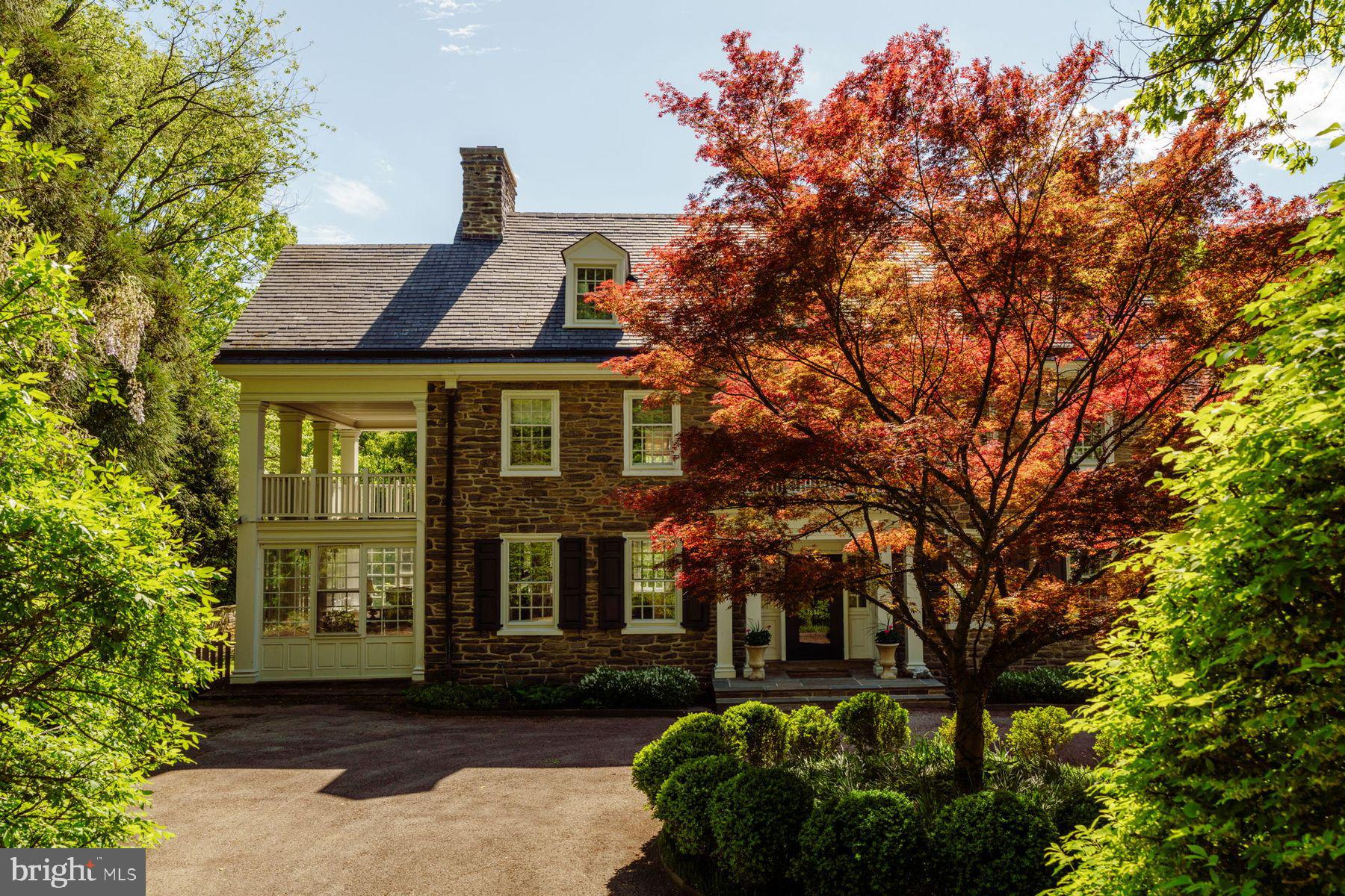 CHESTNUT HILL - Residential