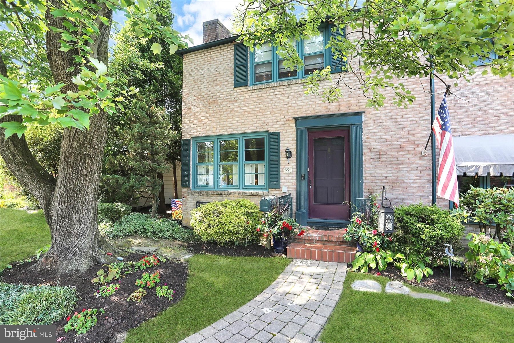 NEW CUMBERLAND BOROUGH - Residential