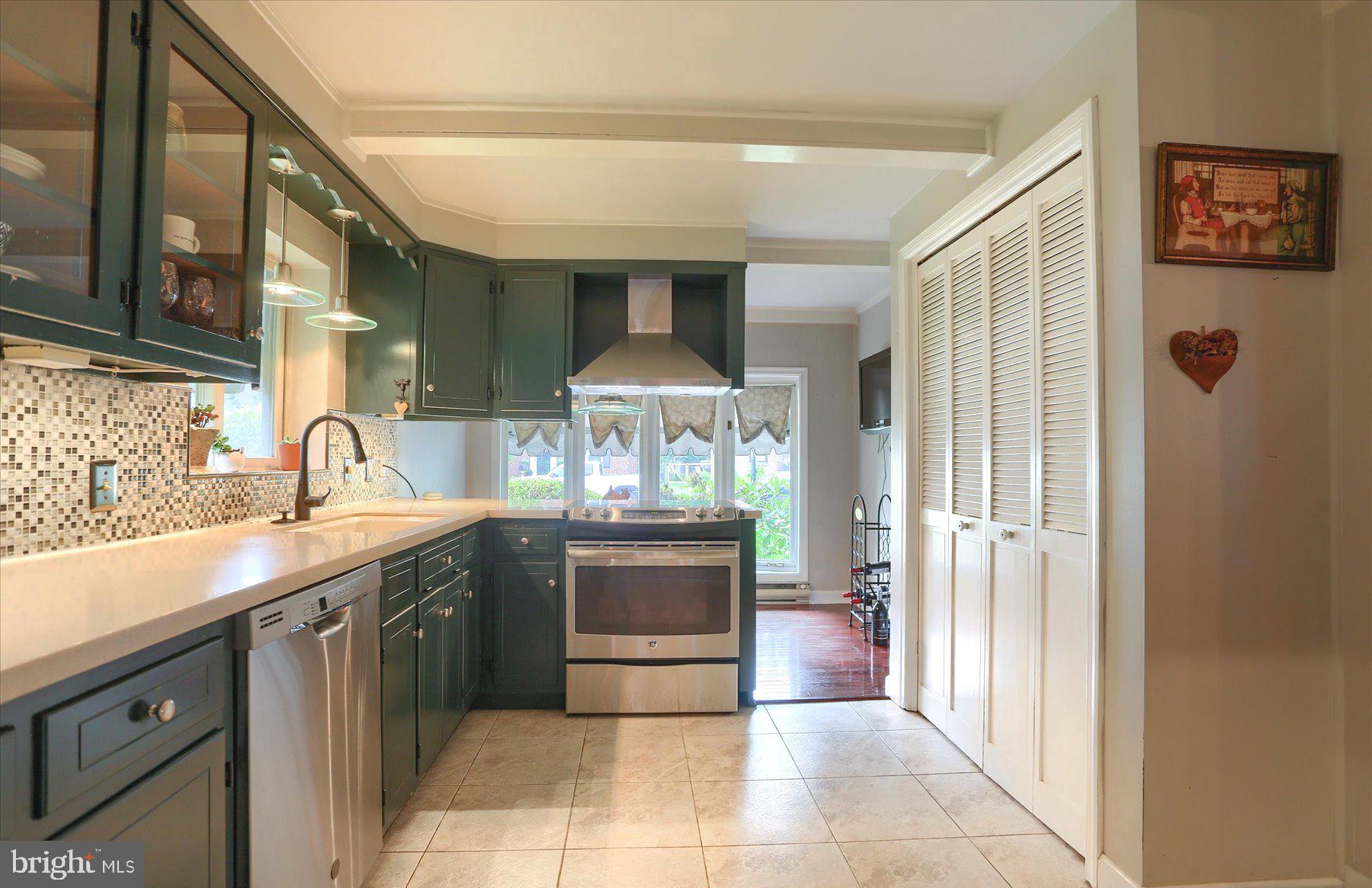 NEW CUMBERLAND BOROUGH - Residential